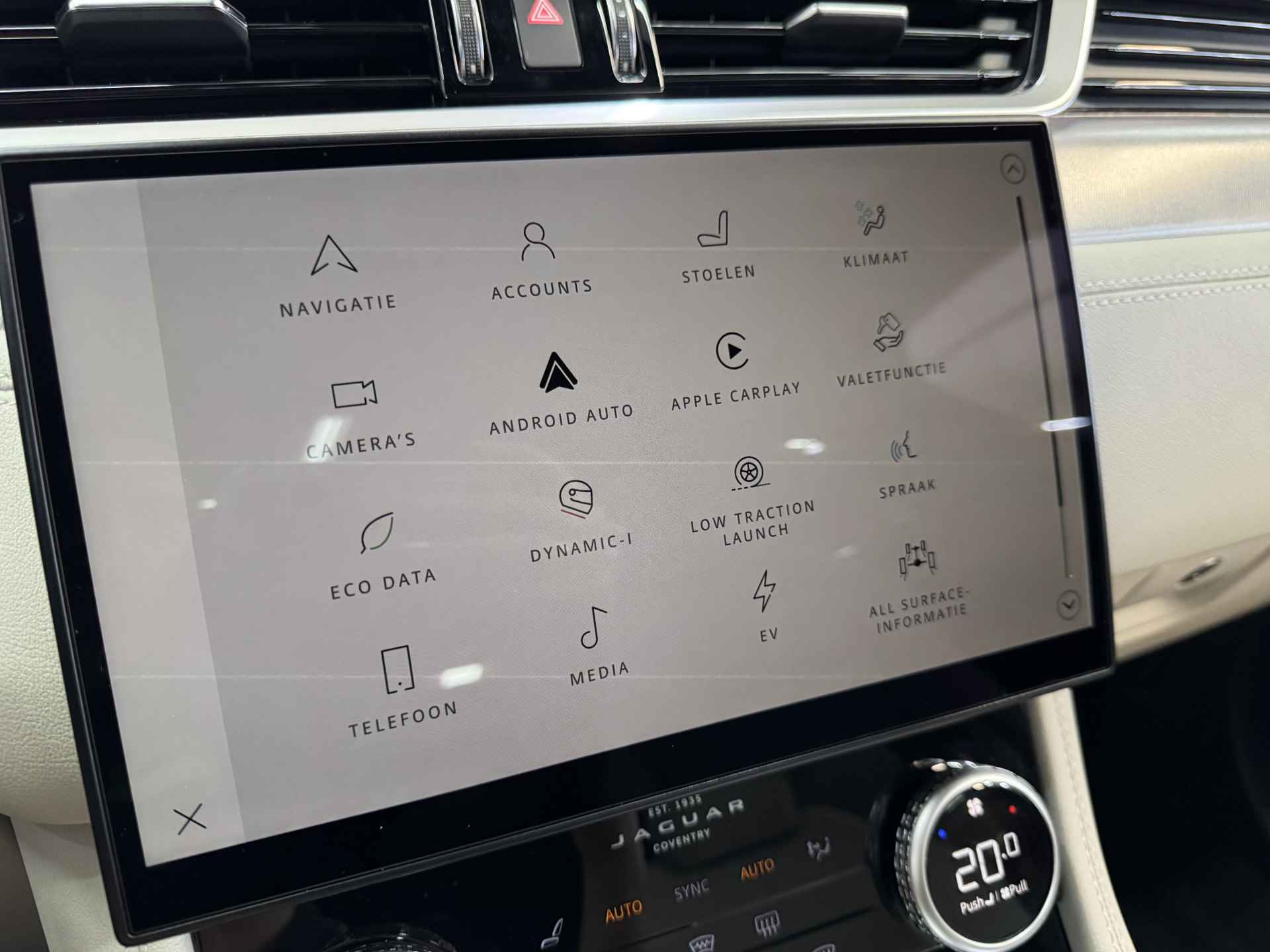 Jaguar F-PACE 2.0 P400e PHEV R-Dynamic SE✅Panoramadak✅Sfeerverlichting✅Headup-Display✅Stoelverwarming✅Apple Carplay✅Adaptive Cruise Control✅ - 33/106