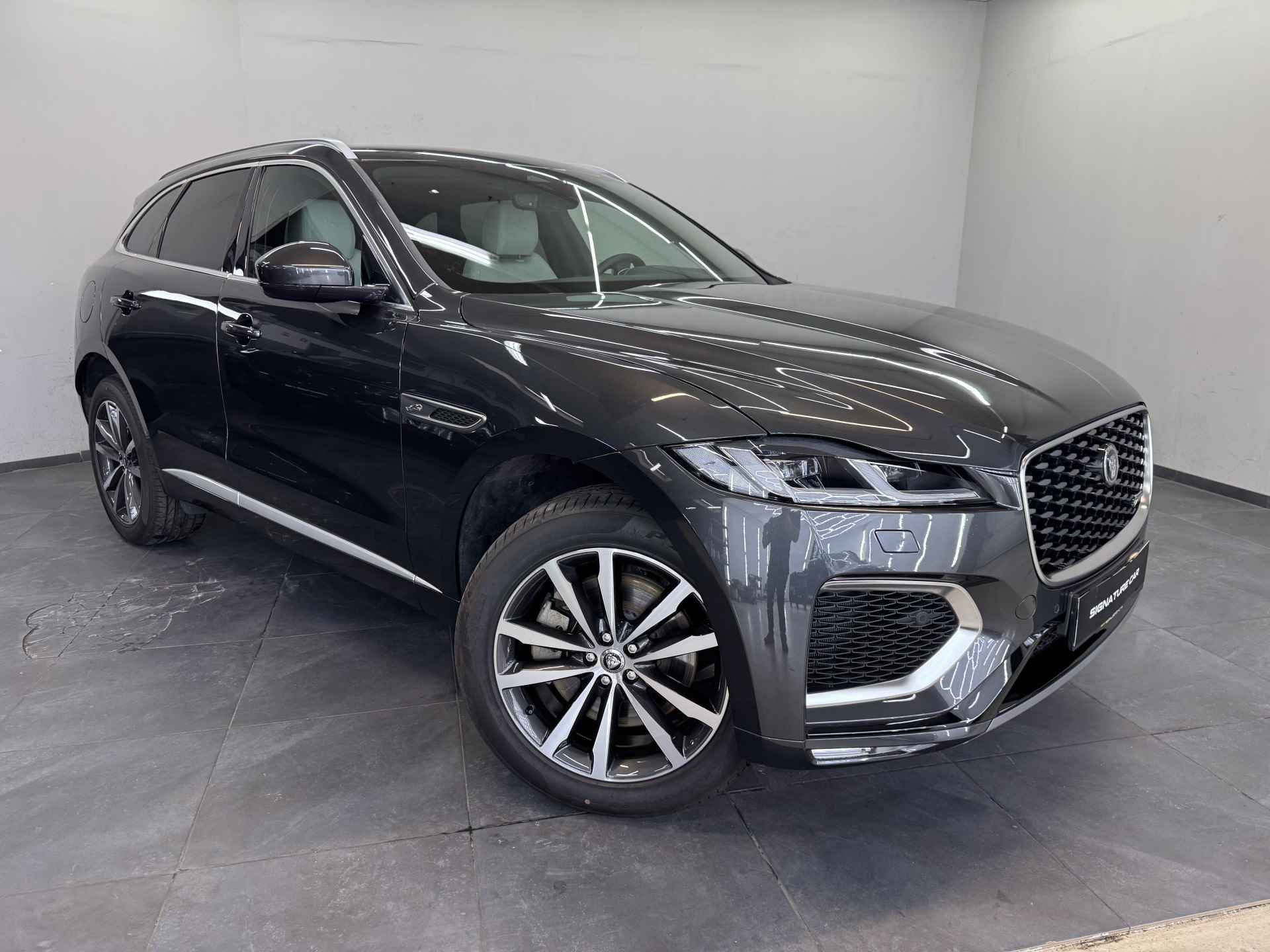 Jaguar F-PACE 2.0 P400e PHEV R-Dynamic SE✅Panoramadak✅Sfeerverlichting✅Headup-Display✅Stoelverwarming✅Apple Carplay✅Adaptive Cruise Control✅ - 39/106