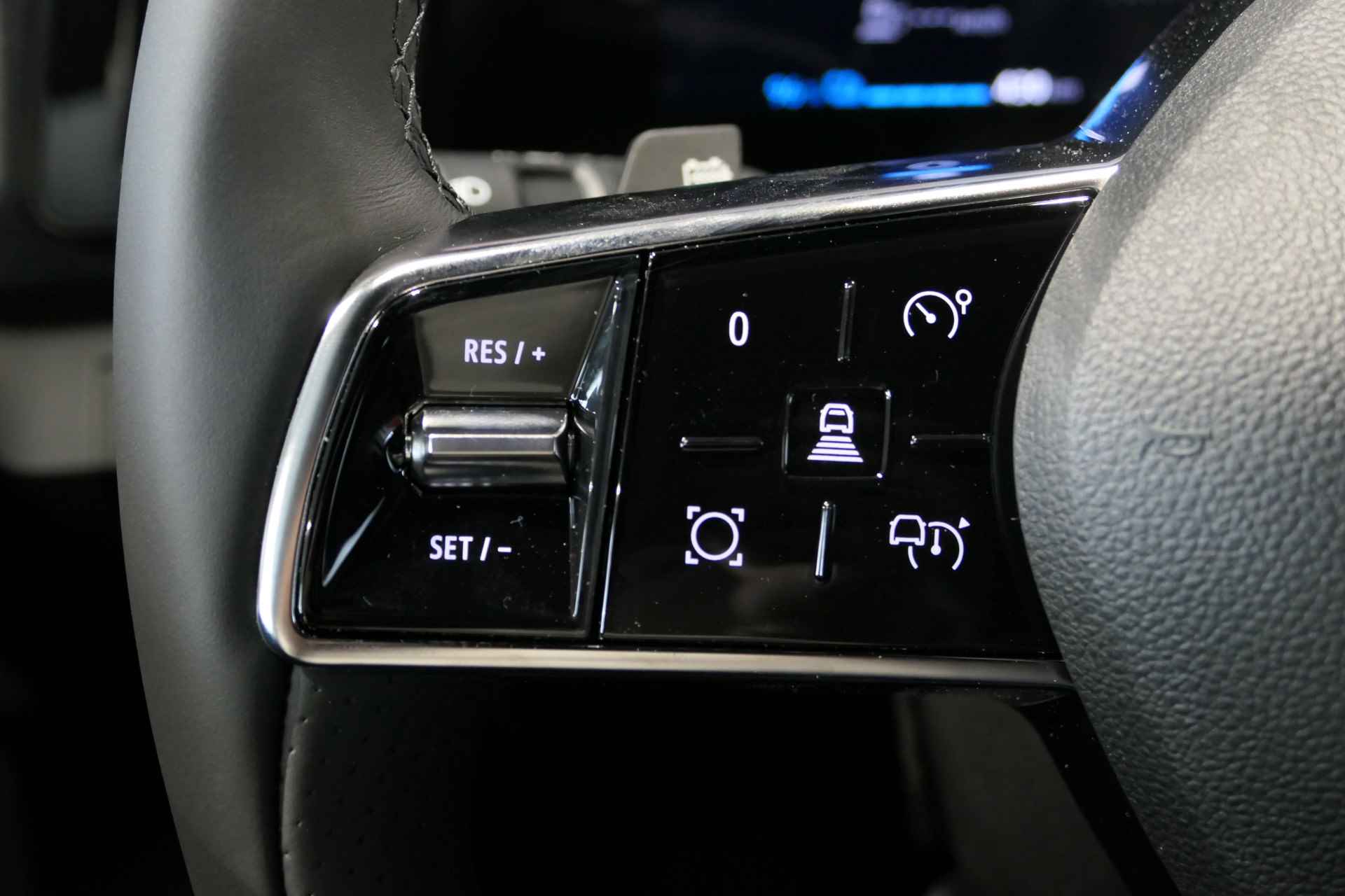 Renault Mégane E-Tech EV60 Optimum Charge Techno - DEMO - Cruise control adaptief, Stuurverwarming, Camera - 16/32