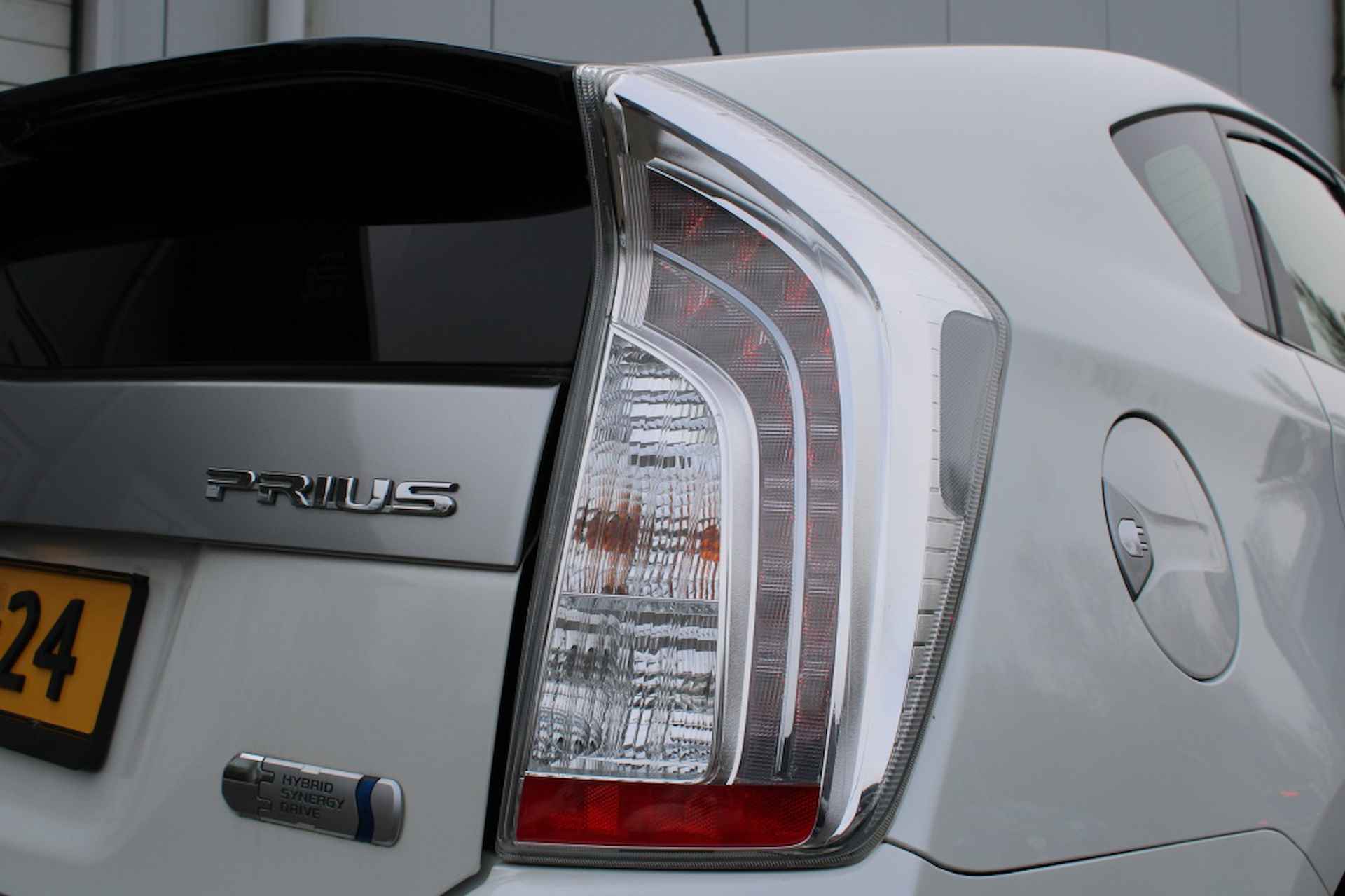 Toyota Prius 1.8 Plug-in Aspiration - 7/32