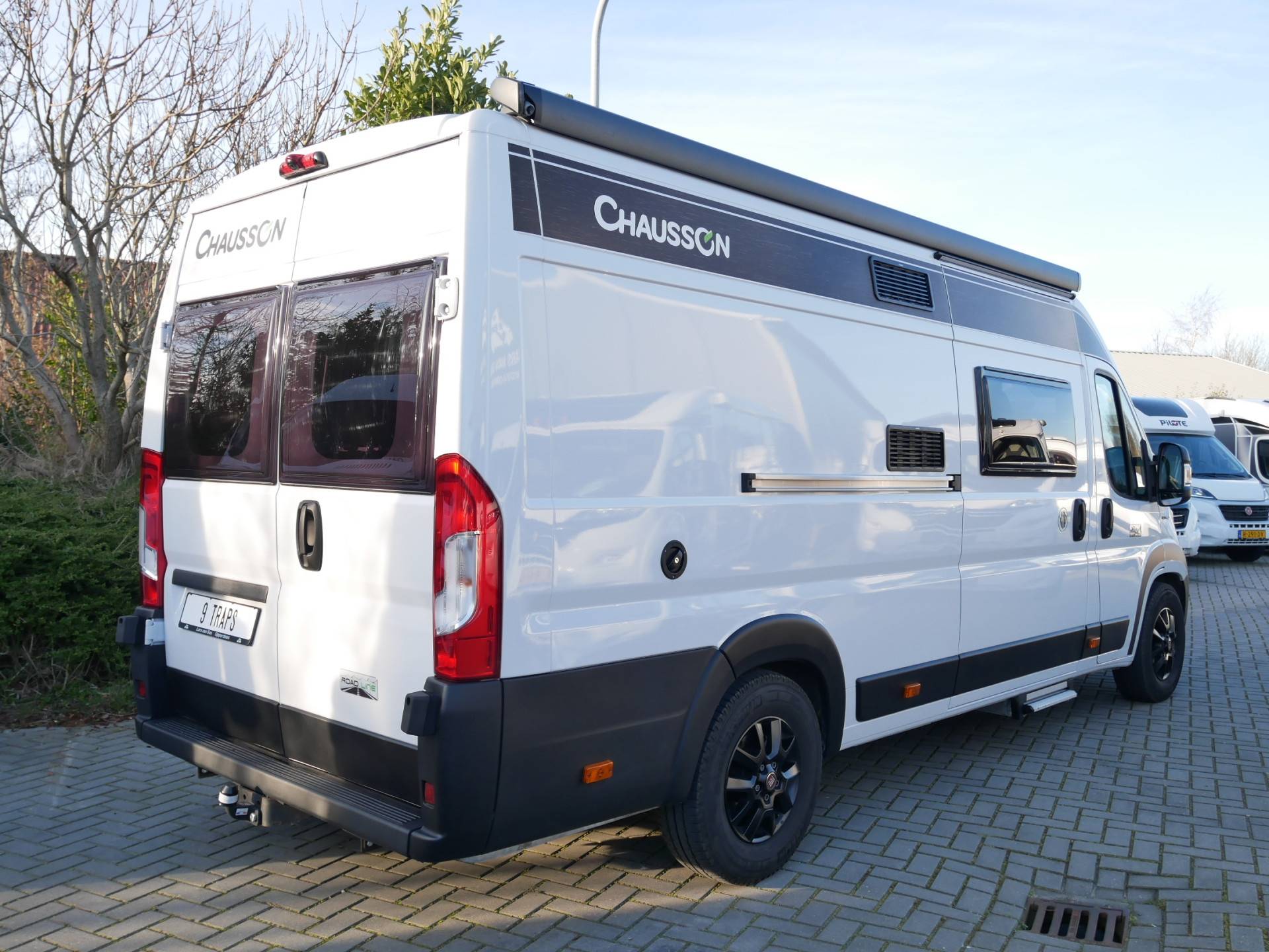Chausson V697 VIP, Road Line Pack 640, 9-Traps Automaat, Lengtebedden!! - 24/34