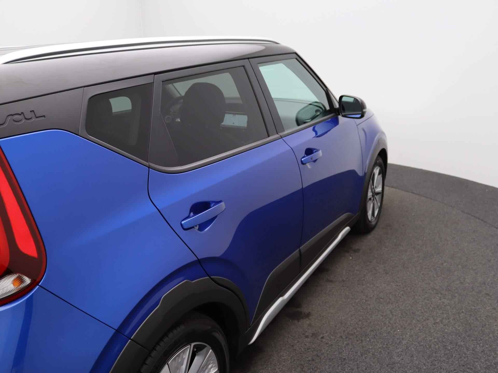 Kia e-Soul ExecutiveLine 64 kWh | Premium speakers | Dodehoek sensor | Stoel Verwarming en Ventilatie | Stuur verwarming | Navigatie | Cruise Control - 43/46