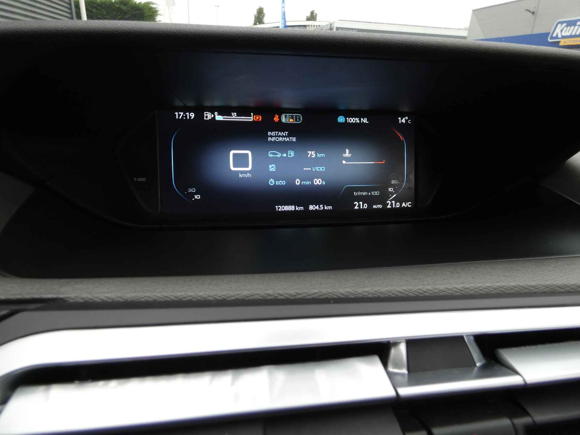 Citroën Grand C4 Picasso 1.2 PureTech Tendance 7 zitplaatsen | Navigatie | Parkeercamera | Lichtmetalen Velgen - 18/41