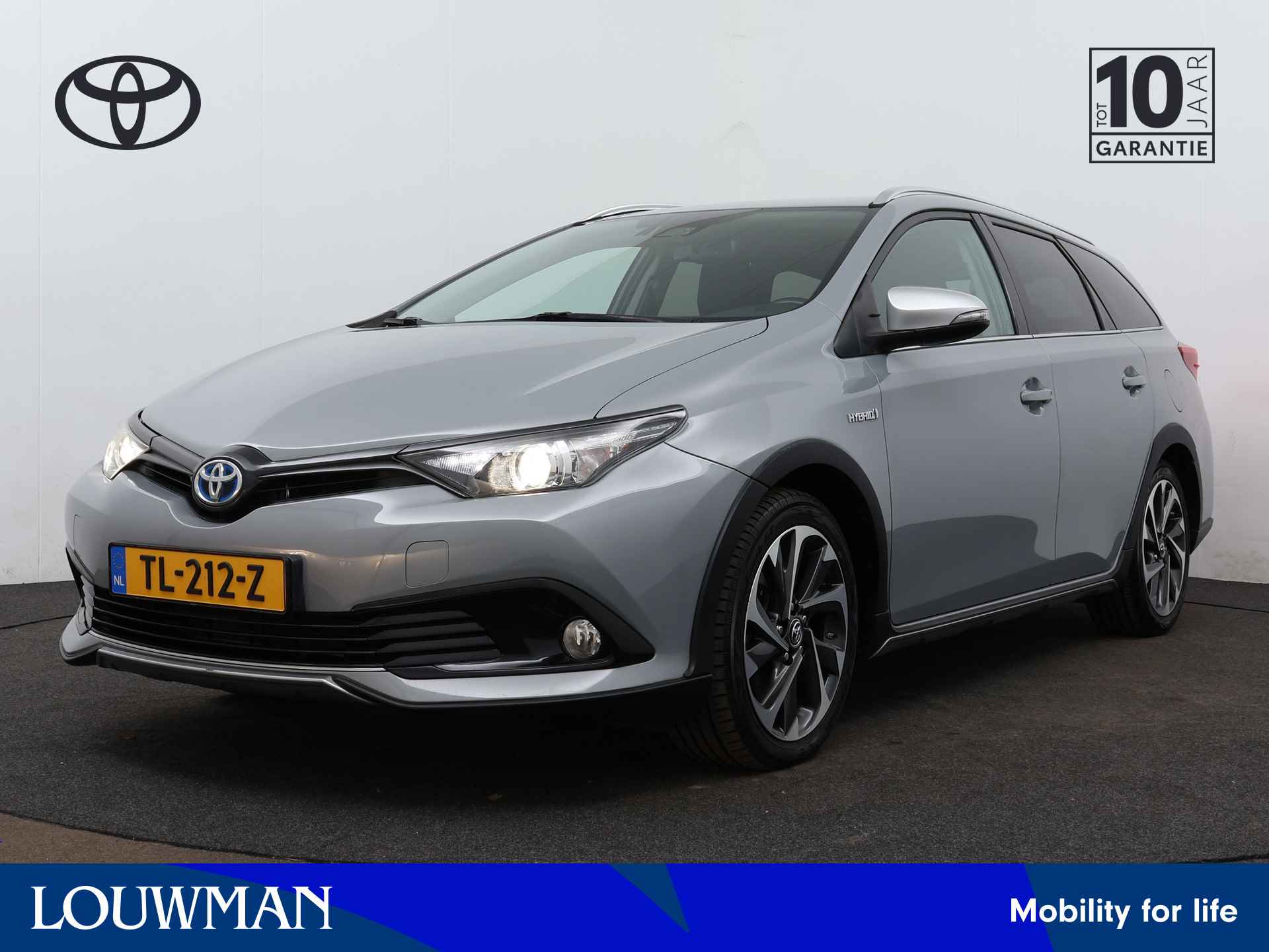 Toyota Auris Touring Sports 1.8 Hybrid Freestyle | Navigatie | Camera | LM velgen | - 1/41