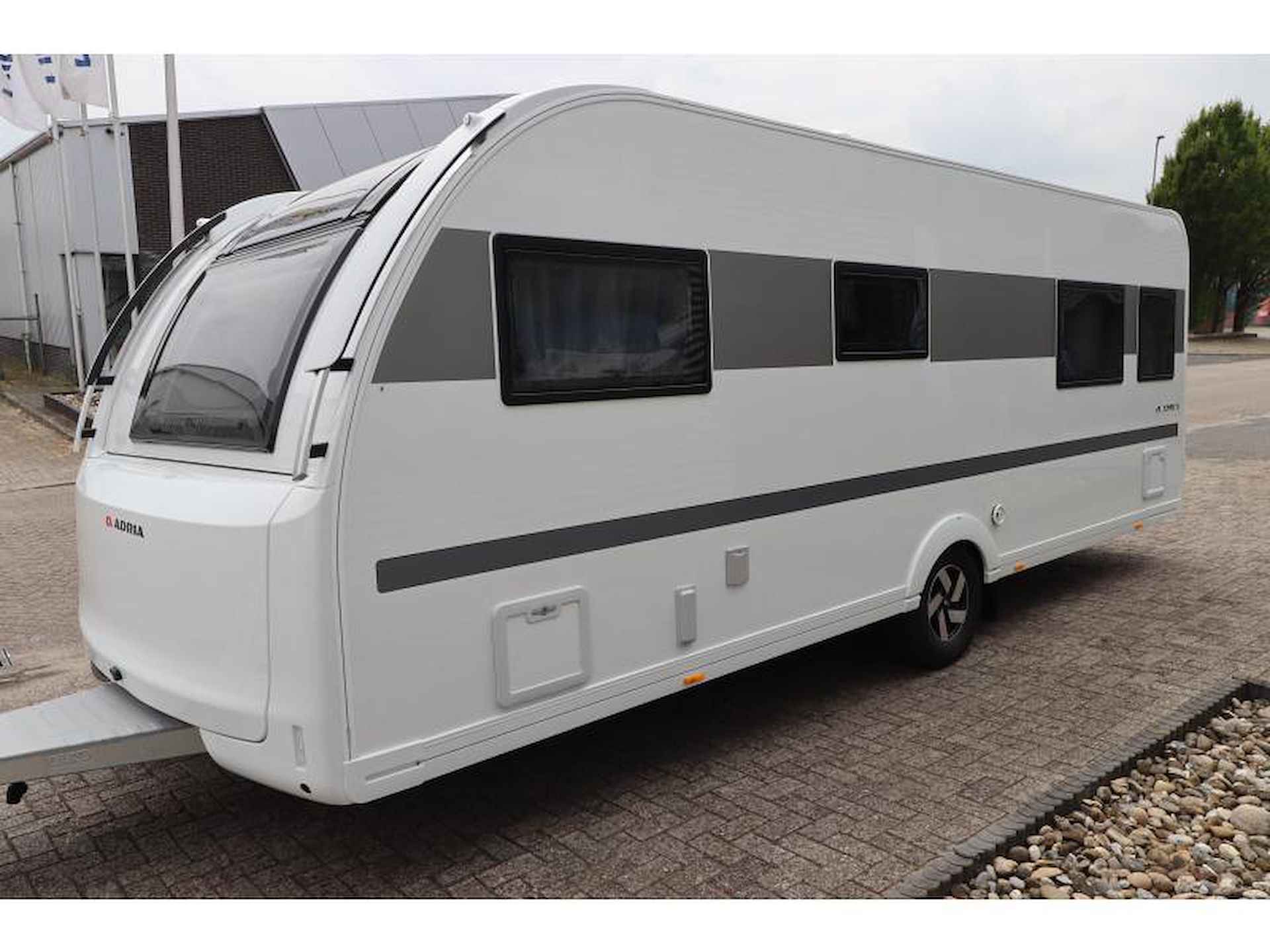 Adria Alpina 613 UT 4500,- VOORDEEL! - 7/13