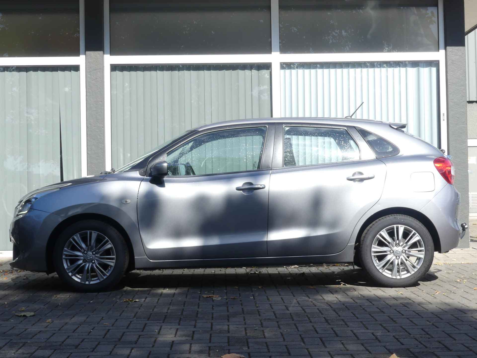 Suzuki Baleno 1.2 Exclusive Automaat Trekhaak, Airco - 4/28