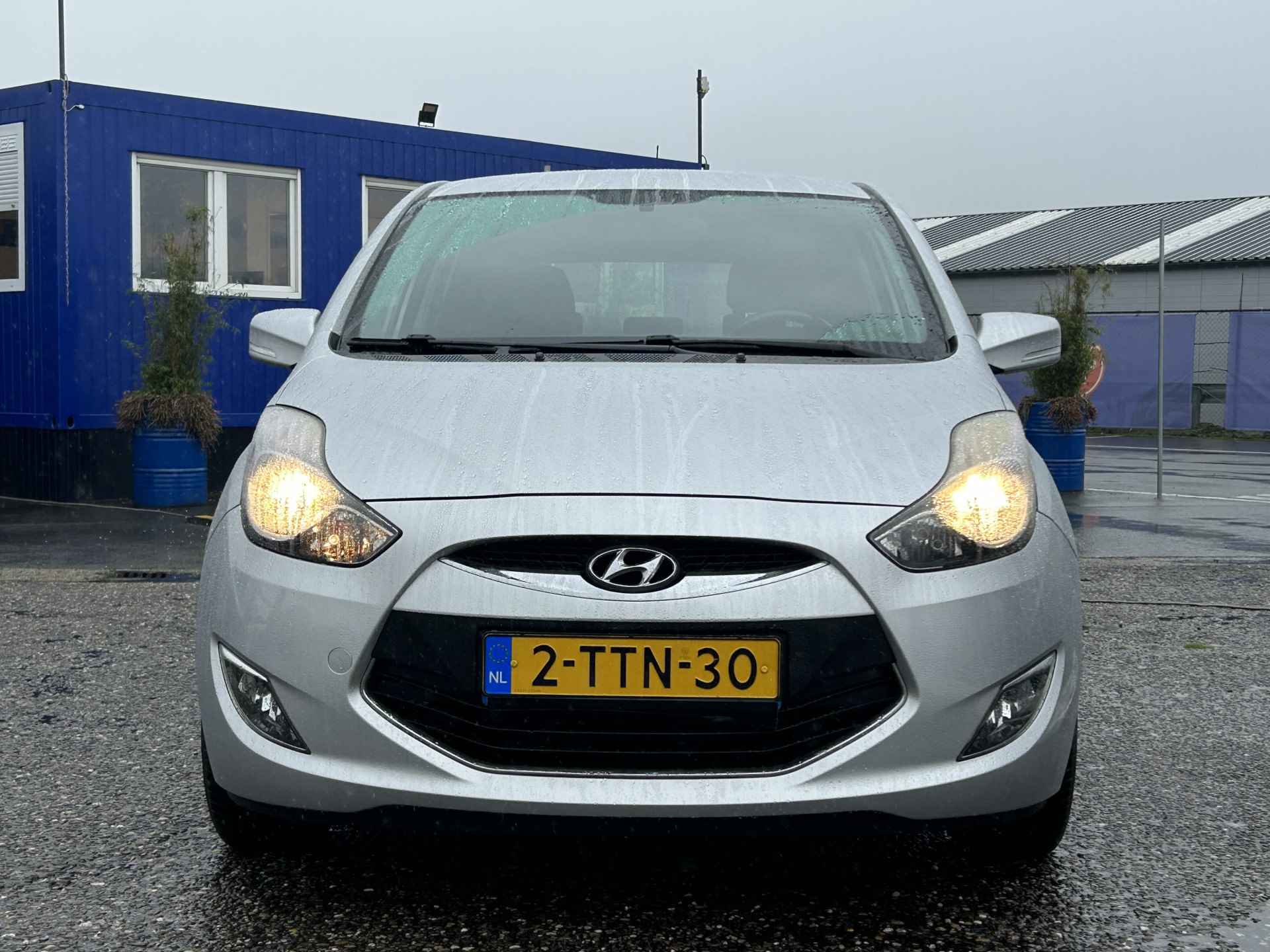 Hyundai ix20 1.4i Go! | Achteruitrijcamera | Navigatie | Bluetooth | Airco | - 13/33