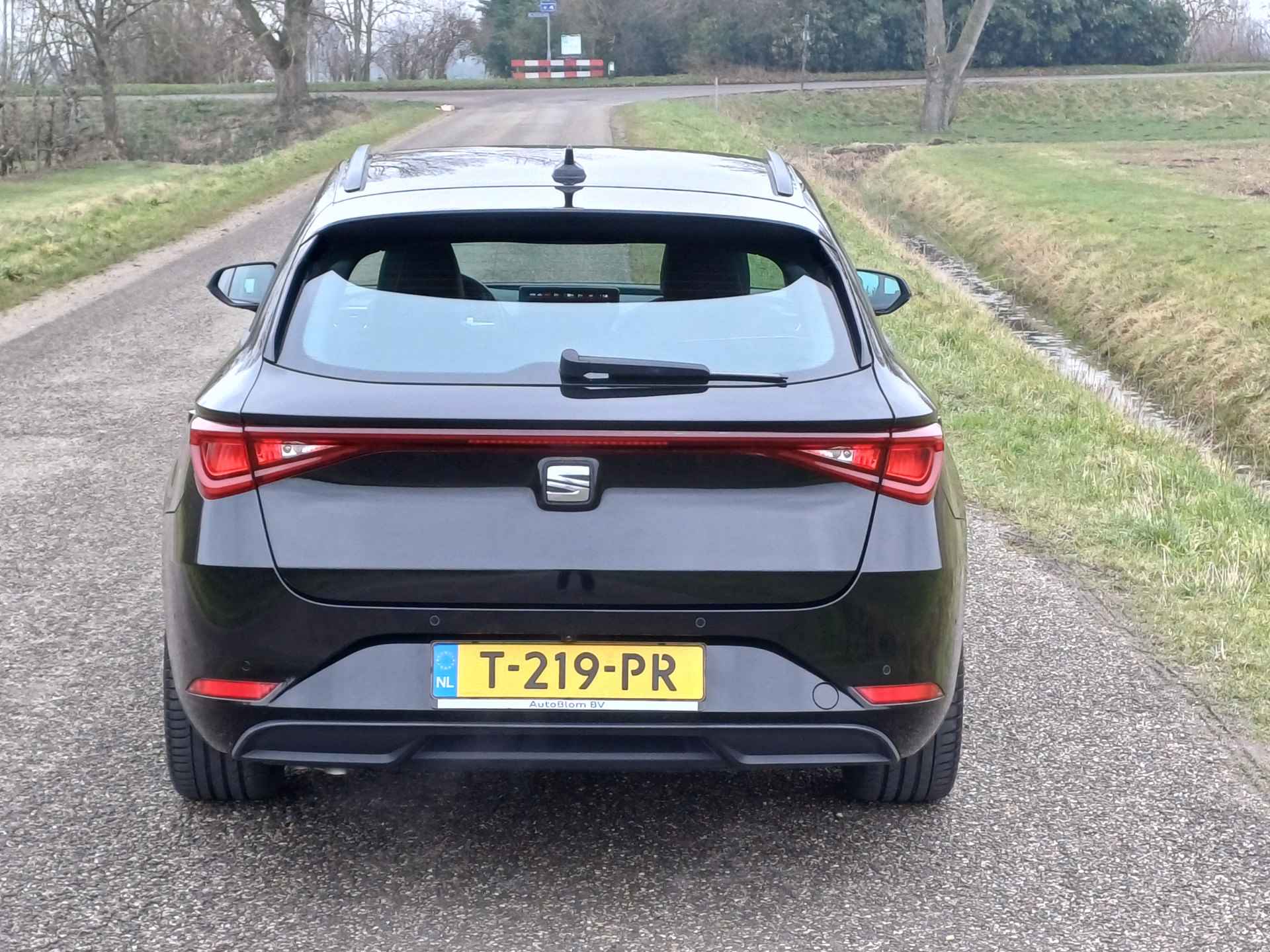 SEAT Leon Sportstourer 1.5 TSI FR Style Business Intense /Sfeer/Camera/17"/Navi/Stoel+stuur verwarming/ - 8/47