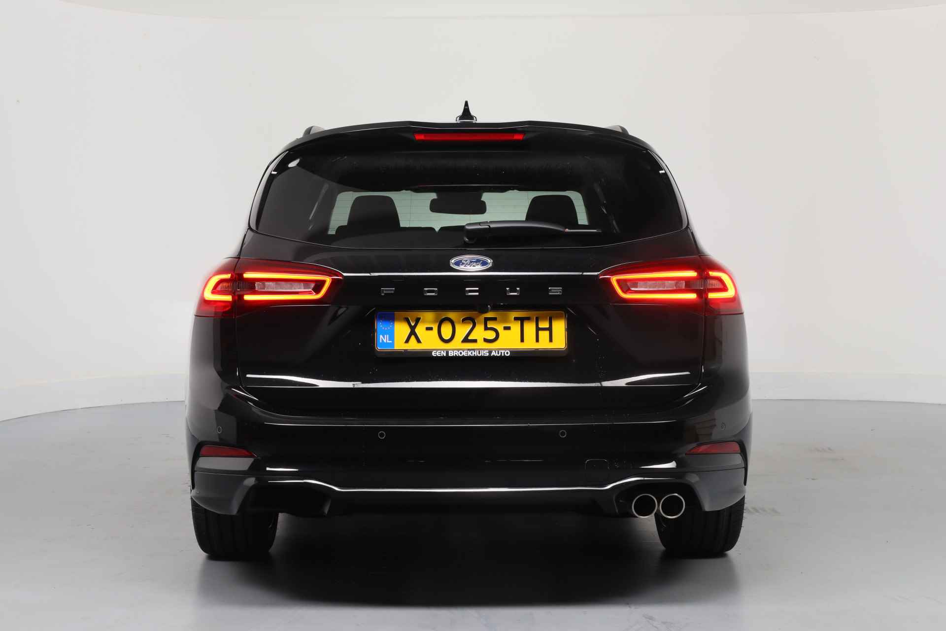 Ford Focus Wagon 1.0 EcoBoost Hybrid ST Line X | Winter Pack | Camera | 18 inch lichtmetalen velgen | Climate Control - 4/38