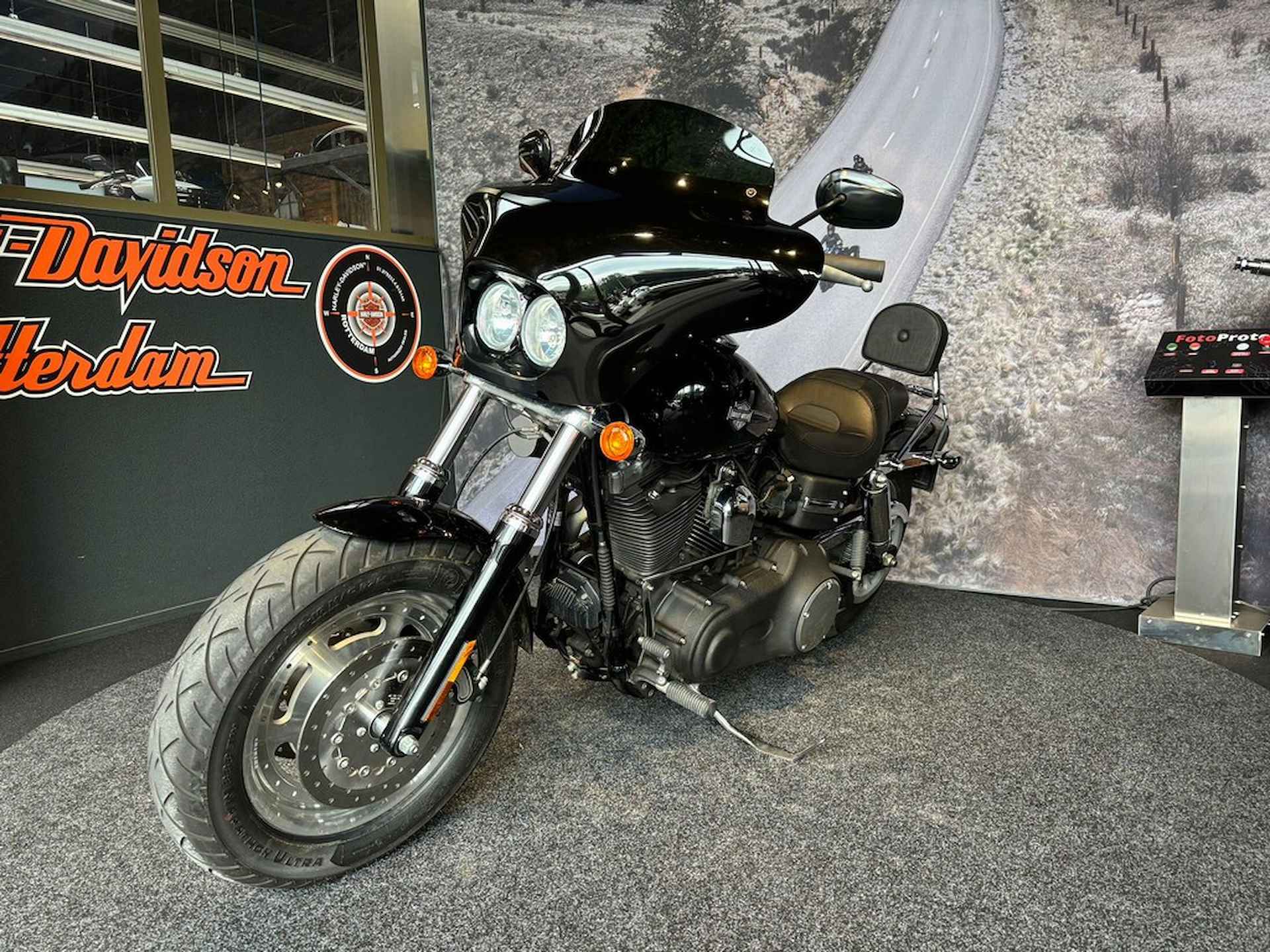 Harley-Davidson FXDF DYNA FAT BOB - 4/8