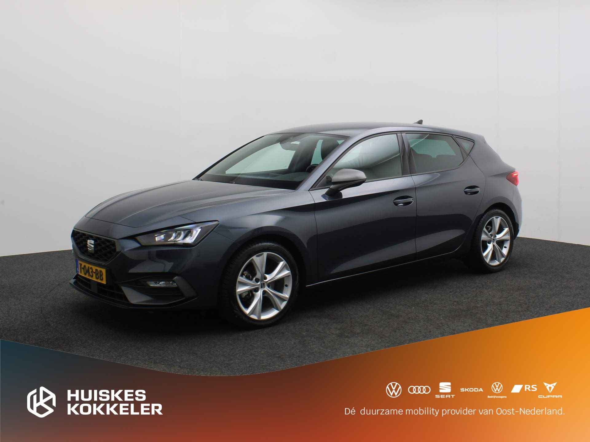 SEAT Leon FR 1.0 TSI 110pk Cruise control, Airco, LED verlichting, DAB, Parkeersensor achter, App connect, Radio, Bluetooth - 1/35