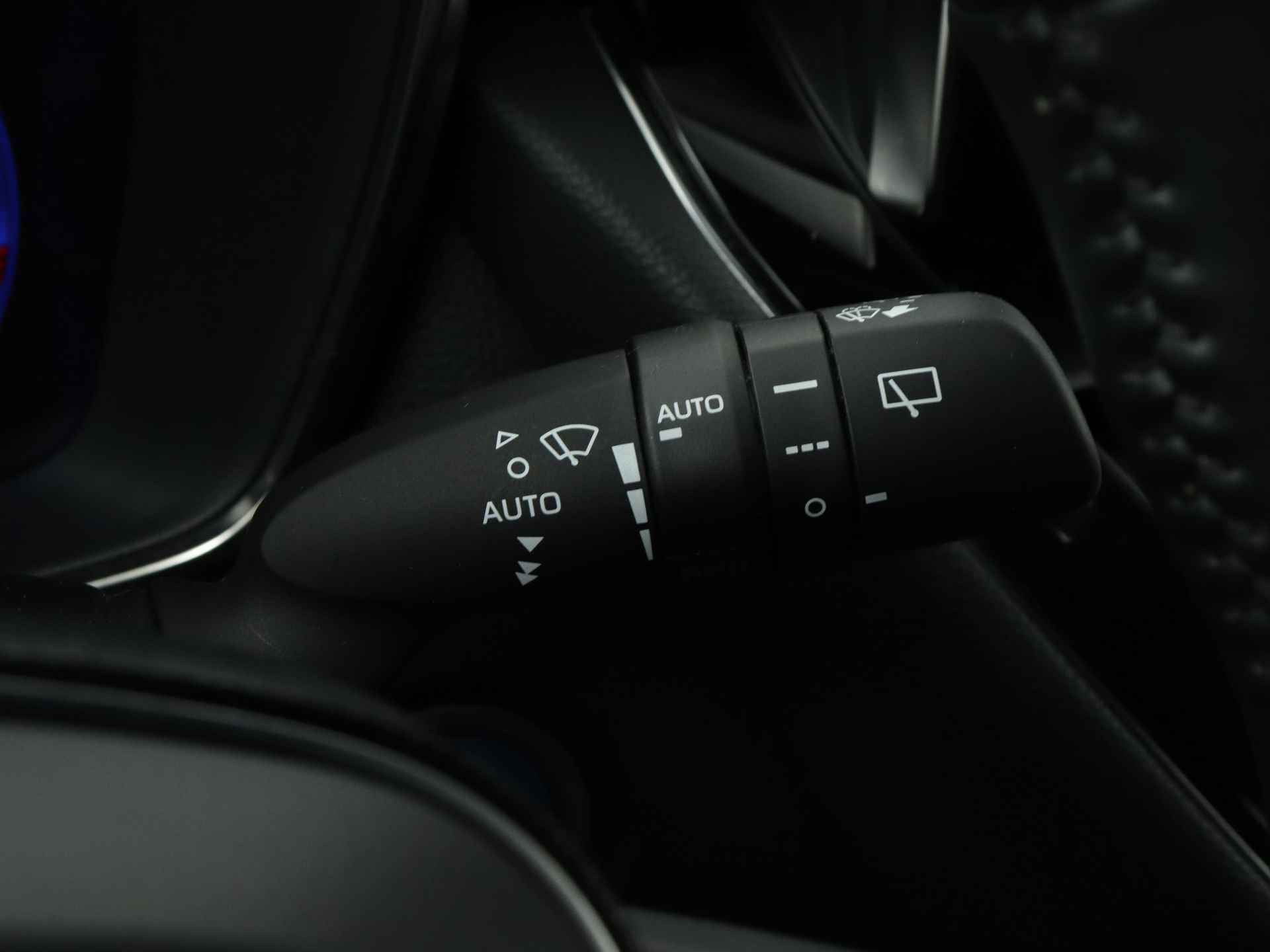 Toyota Corolla Touring Sports Limited 1.8 Hybrid Active | Apple Carplay & Android Auto | Stoelverwarming | Parkeercamera | - 25/43