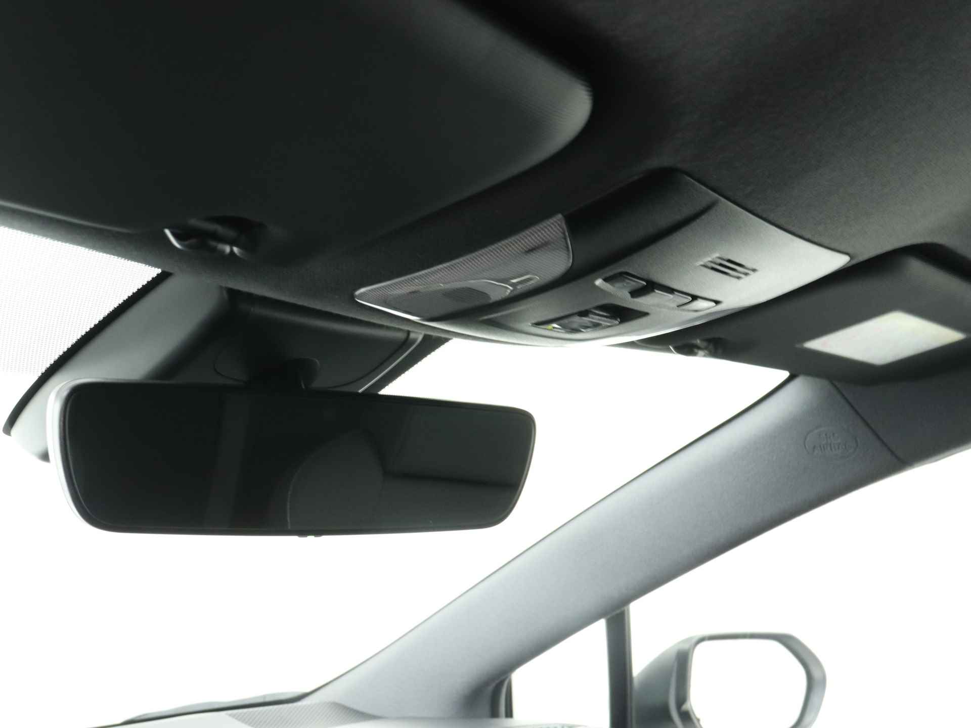 Toyota Corolla Touring Sports Limited 1.8 Hybrid Active | Apple Carplay & Android Auto | Stoelverwarming | Parkeercamera | - 32/43