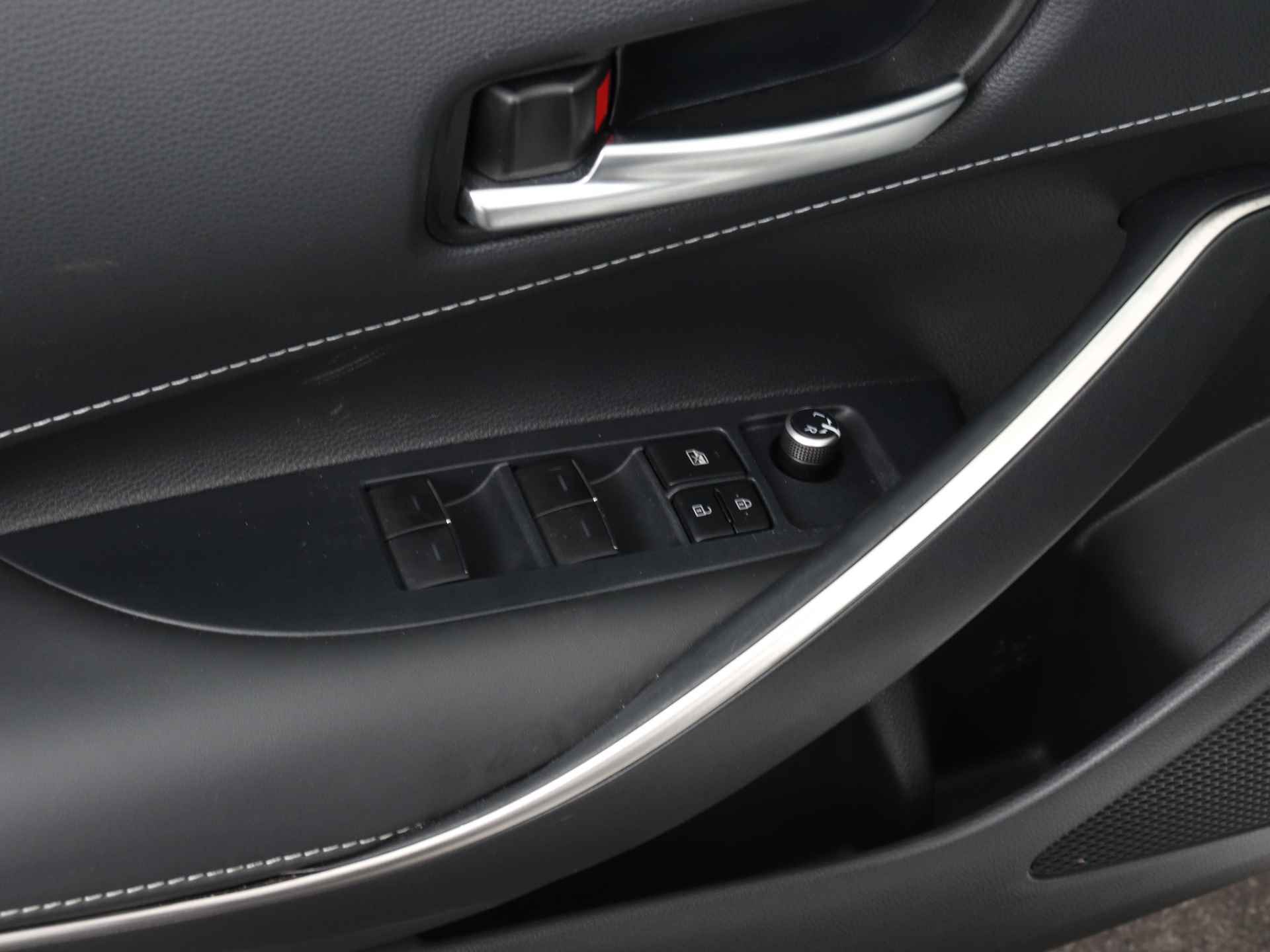Toyota Corolla Touring Sports 1.8 Hybrid Active | Apple Carplay & Android Auto | Stoelverwarming | Parkeercamera | - 33/43