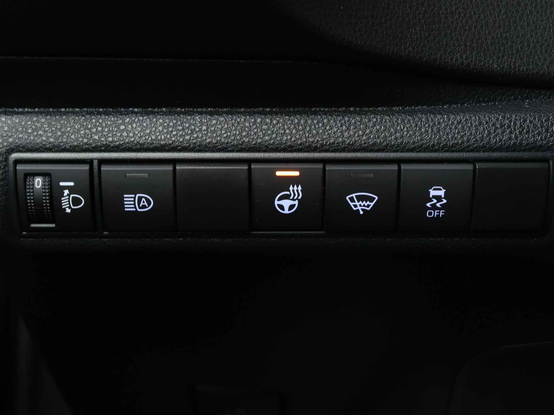 Toyota Corolla Touring Sports Limited 1.8 Hybrid Active | Apple Carplay & Android Auto | Stoelverwarming | Parkeercamera | - 34/43