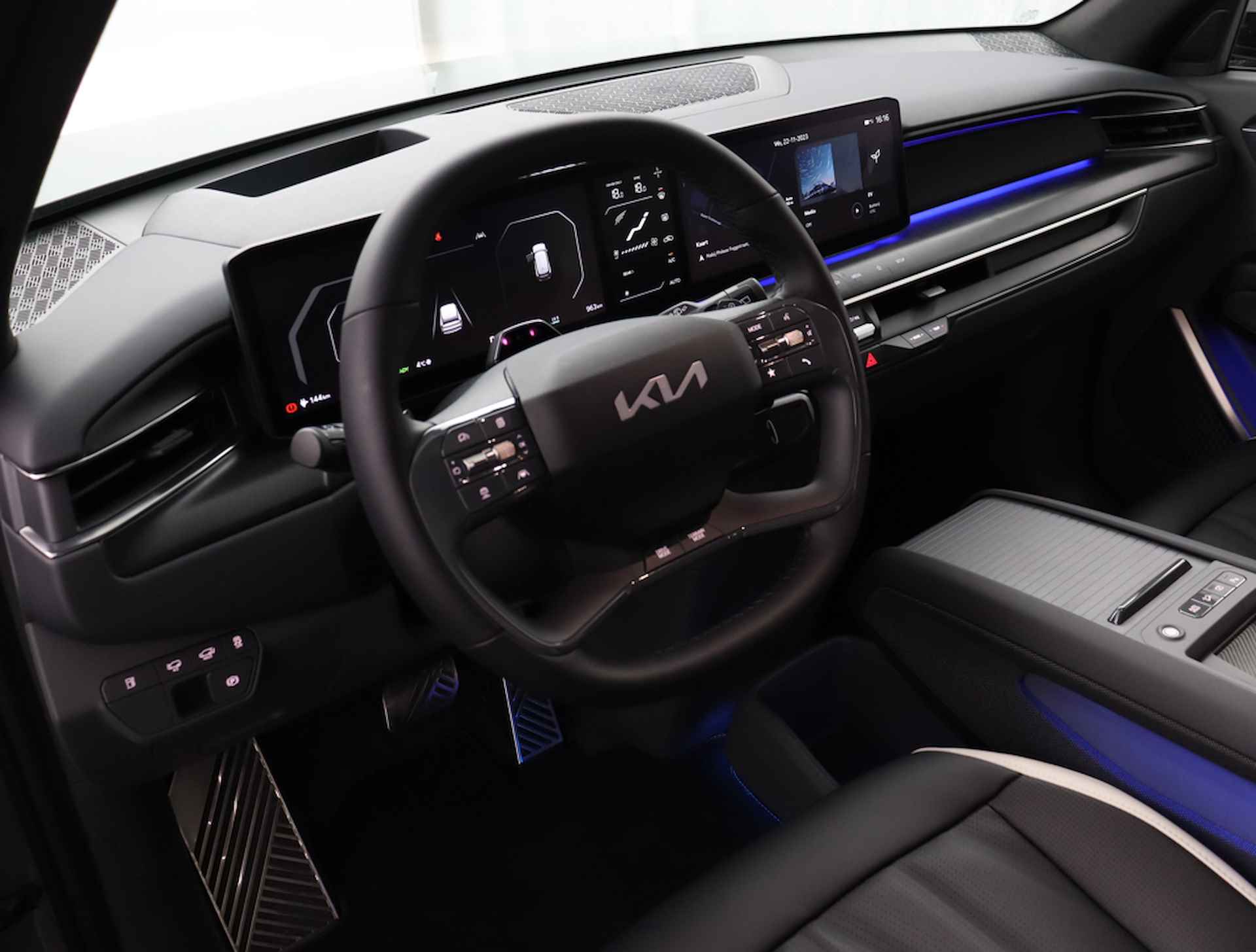 Kia EV9 Launch Edition GT-Line AWD 100 kWh - DIRECT LEVERBAAR! - 7 Persoons - 505KM Actieradius WLTP - Fabrieksgarantie tot 10-2030 - 32/89