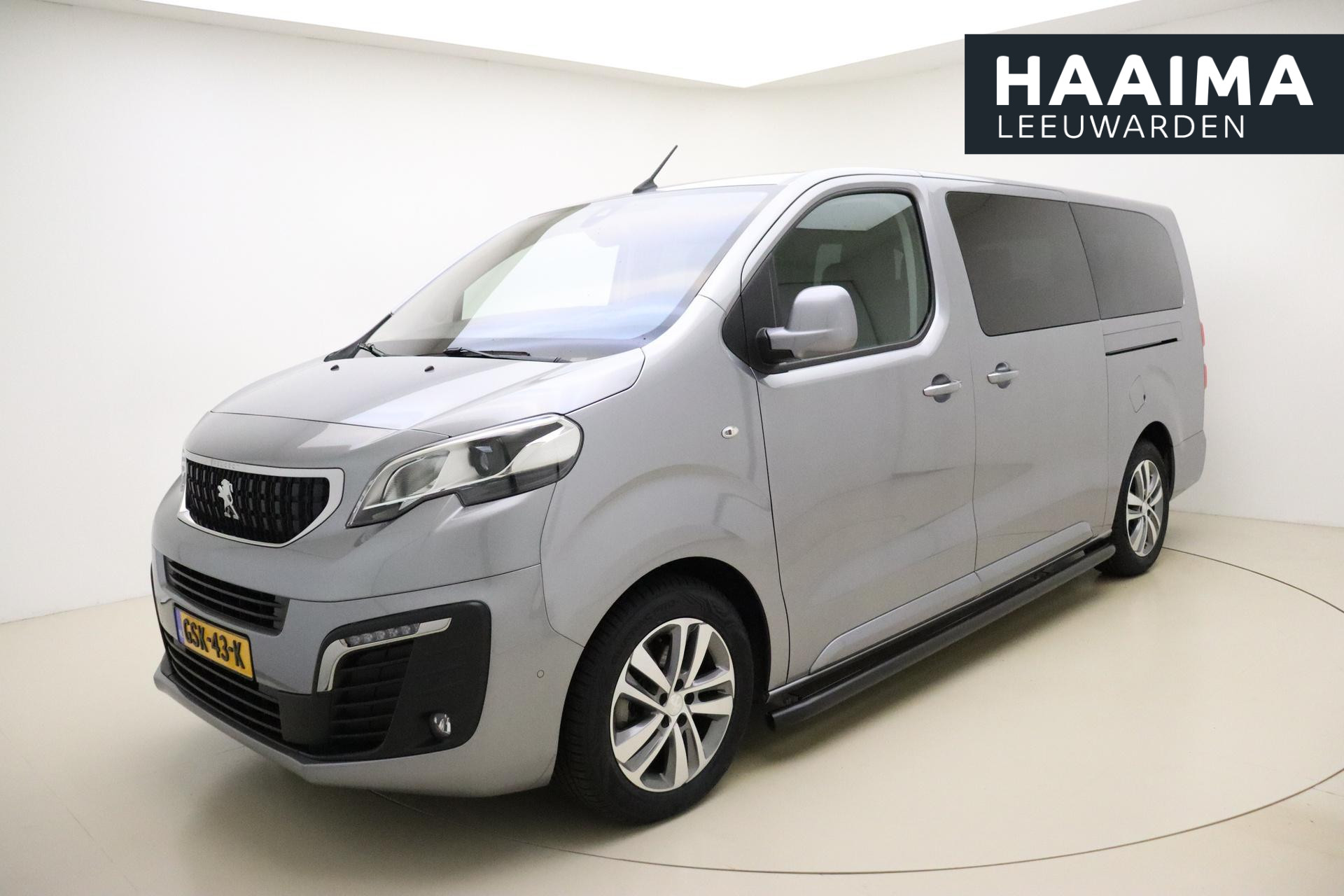 Peugeot Traveller 2.0 BlueHDi Business VIP Long S&S 180 PK | Automaat | Luxe uitvoering | 7 Zitplaatsen | Lederen bekleding | Elektrische schuifdeuren | Sidebars | Trekhaak | VOL opties