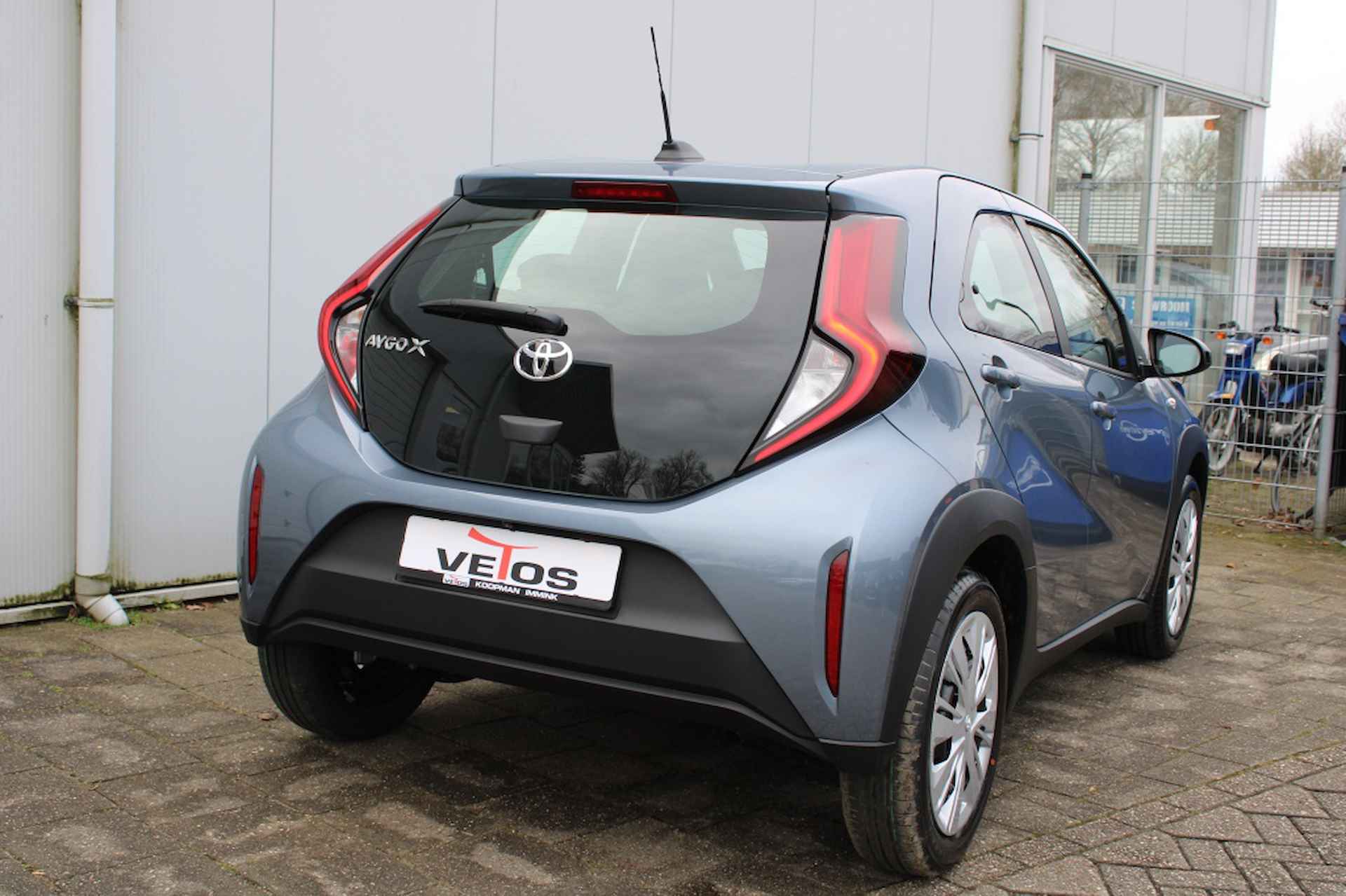 Toyota Aygo X 1.0 VVT-i Play - 4/25