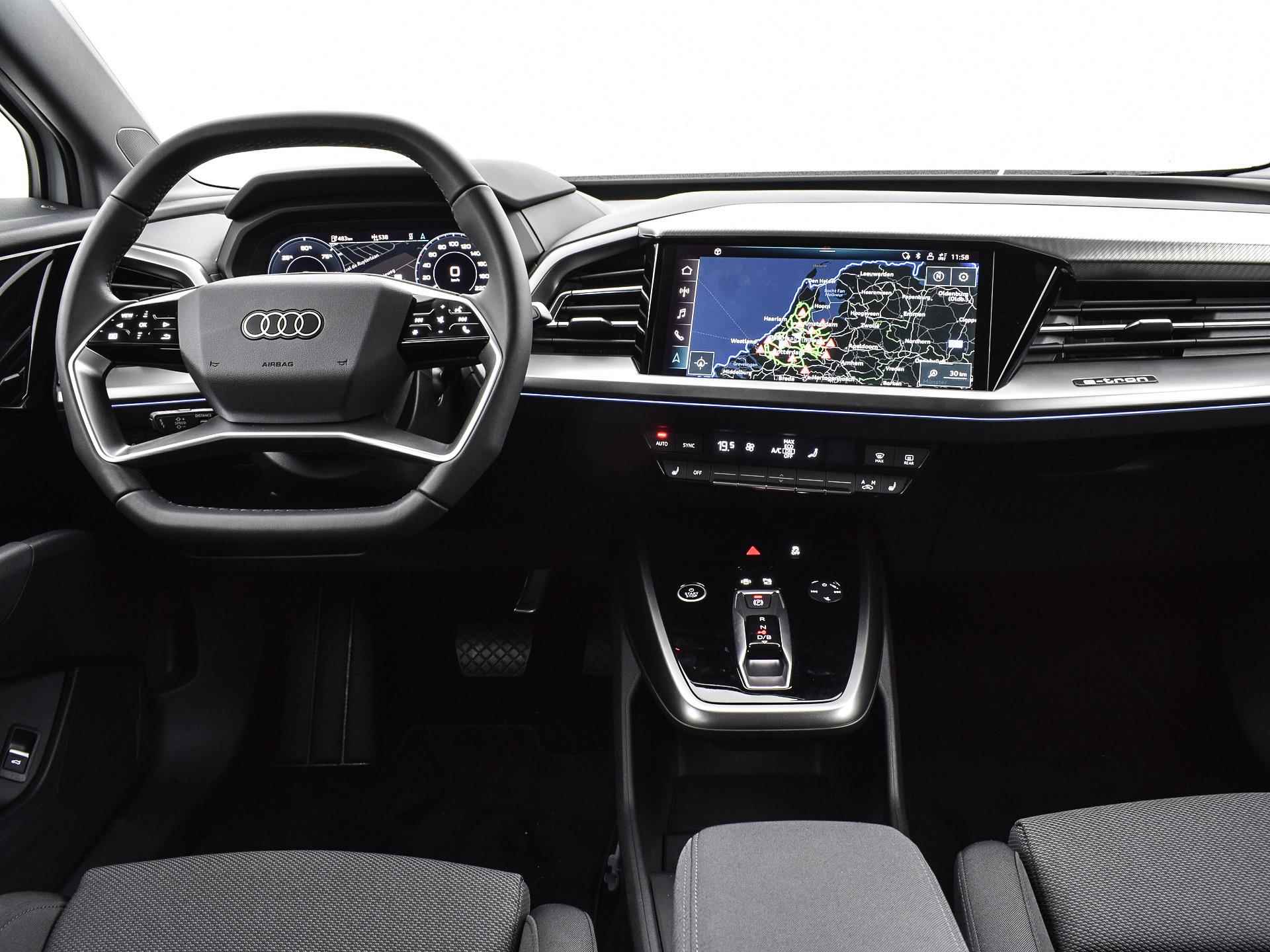 Audi Q4 e-tron 40 Advanced edition 204 PK · BlackPakket 21" velgen · Comfortpakket · Lichtpakket plus ambient light · - 3/40
