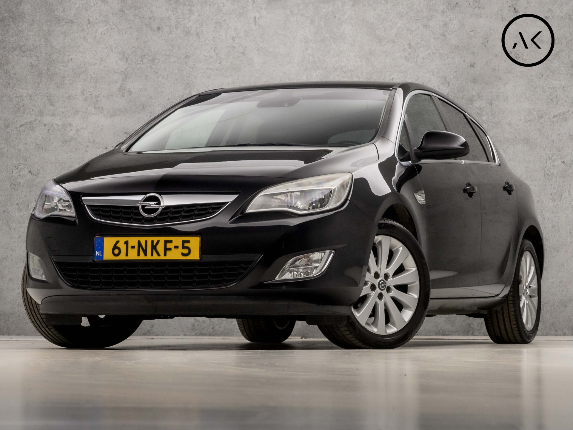 Opel Astra 1.4 Turbo Sport (CLIMATE, LM VELGEN, LEDER, CRUISE, SPORTSTOELEN, GETINT GLAS, NIEUWE APK, NIEUWSTAAT)