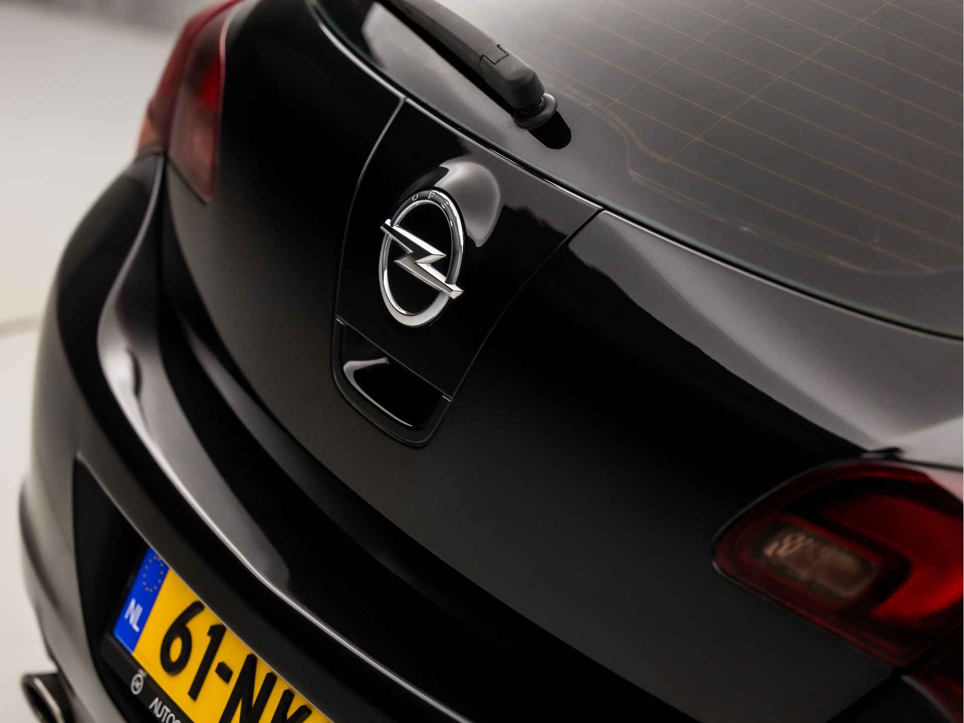 Opel Astra 1.4 Turbo Sport (CLIMATE, LM VELGEN, LEDER, CRUISE, SPORTSTOELEN, GETINT GLAS, NIEUWE APK, NIEUWSTAAT) - 21/35