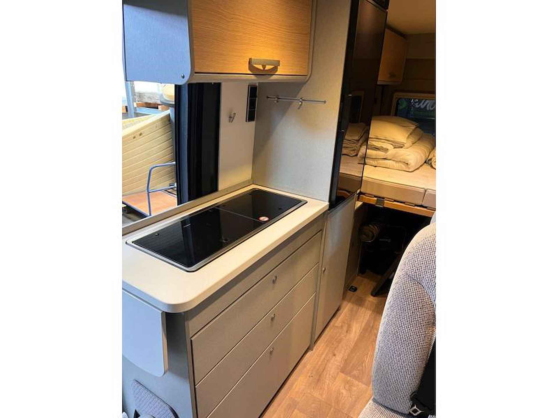 Hymer Free 600 TOPPER !! AUTOM. BACKRACK - 9/16