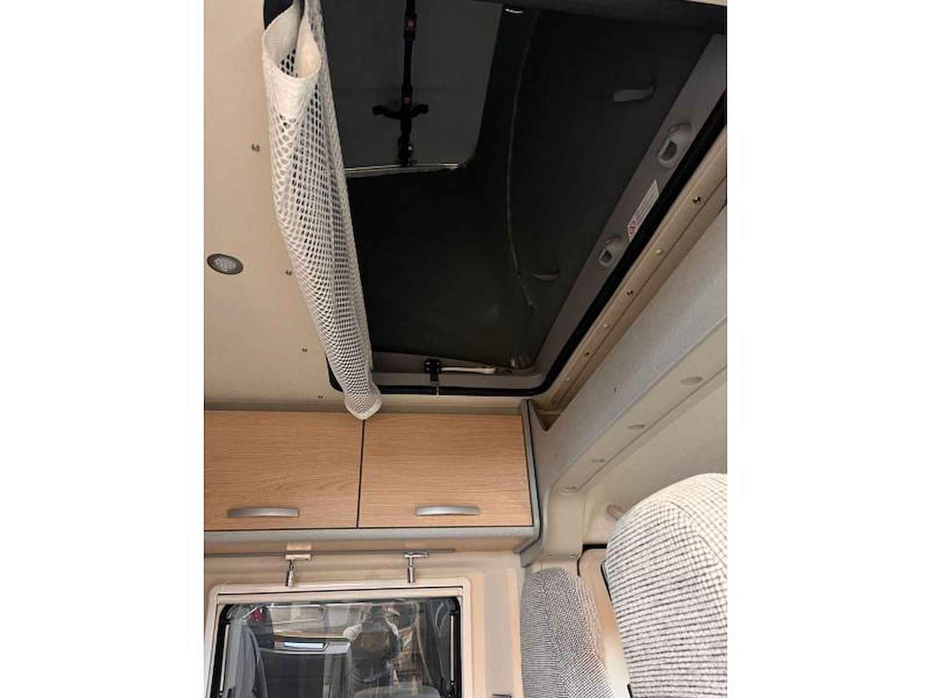 Hymer Free 600 TOPPER !! AUTOM. BACKRACK - 13/16