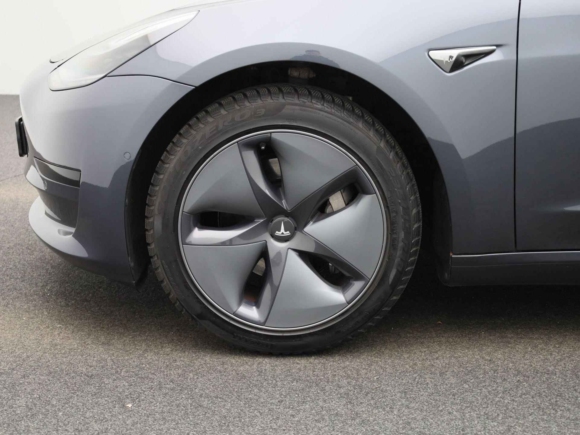 Tesla Model 3 Standard RWD Plus 60 kWh | Lederen Bekleding | Panoramadak | Navigatie | Camera | - 13/39