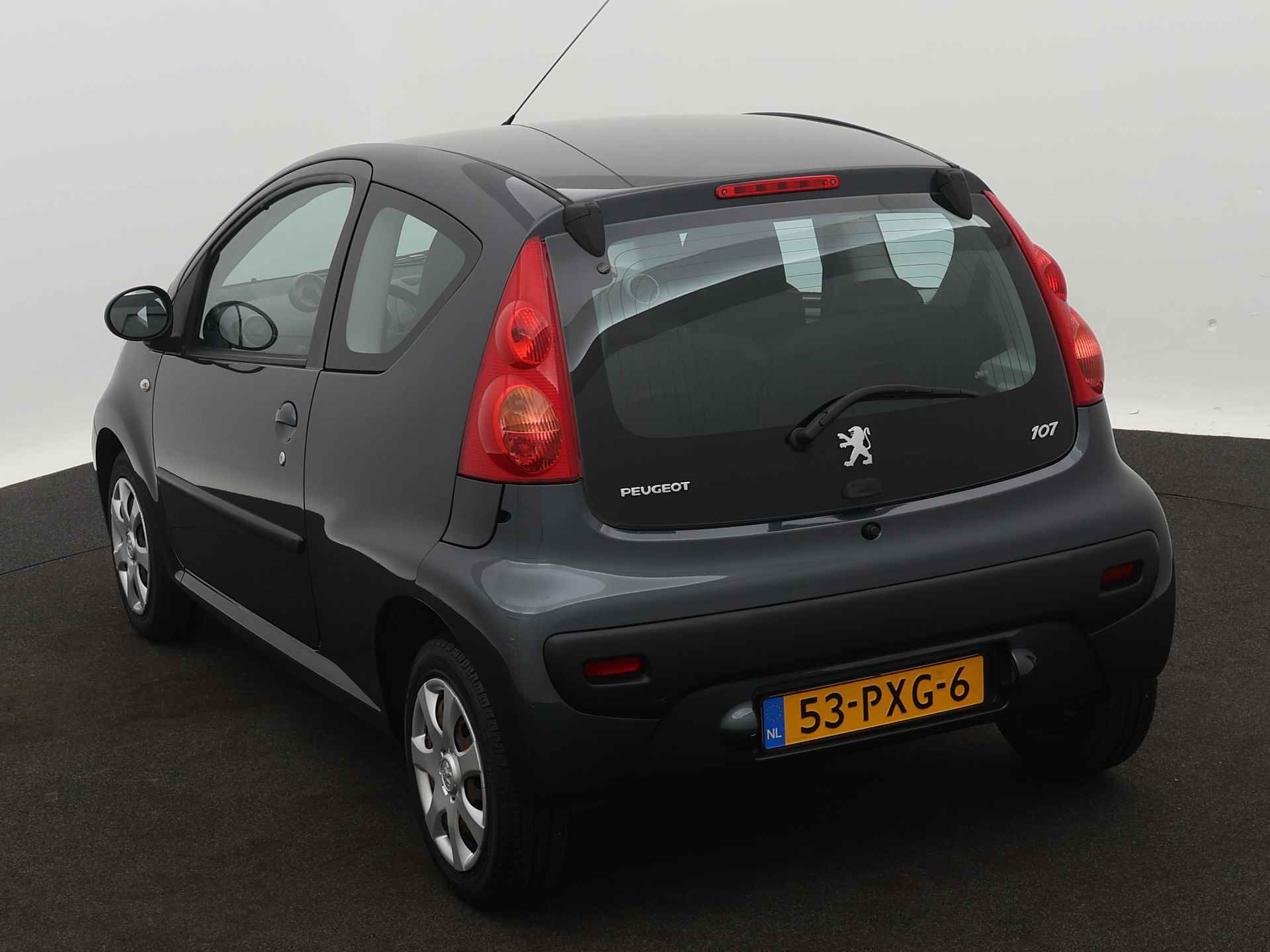 Peugeot 107 1.0-12V XS Ingepland voor linker gaspedaal + Origineel gaspedaal opklapbaar - 14/33