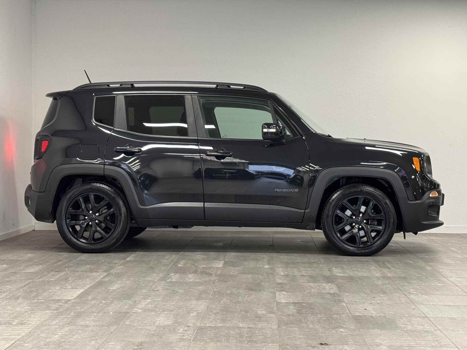 Jeep Renegade 1.6 E-Torq Night Eagle II - 6/45