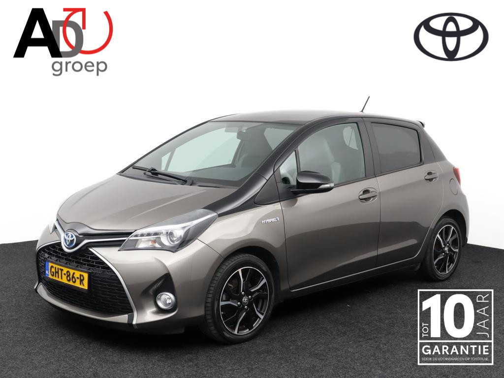 Toyota Yaris 1.5 Hybrid Dynamic Bi-Tone | Full map navigatie | Keyless entry en start |