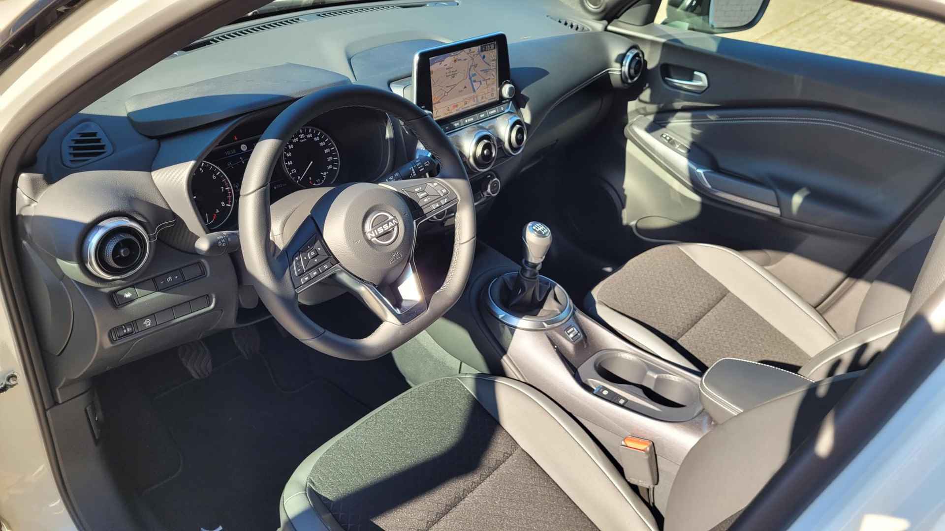 Nissan Juke 1.0 DIG-T N-Design | Camera | PDC voor+achter | Climate Control | Full-Map Navigatie | Apple Carplay & Android Auto | 19" LMV | Betreft nieuw te bestellen! - 13/27