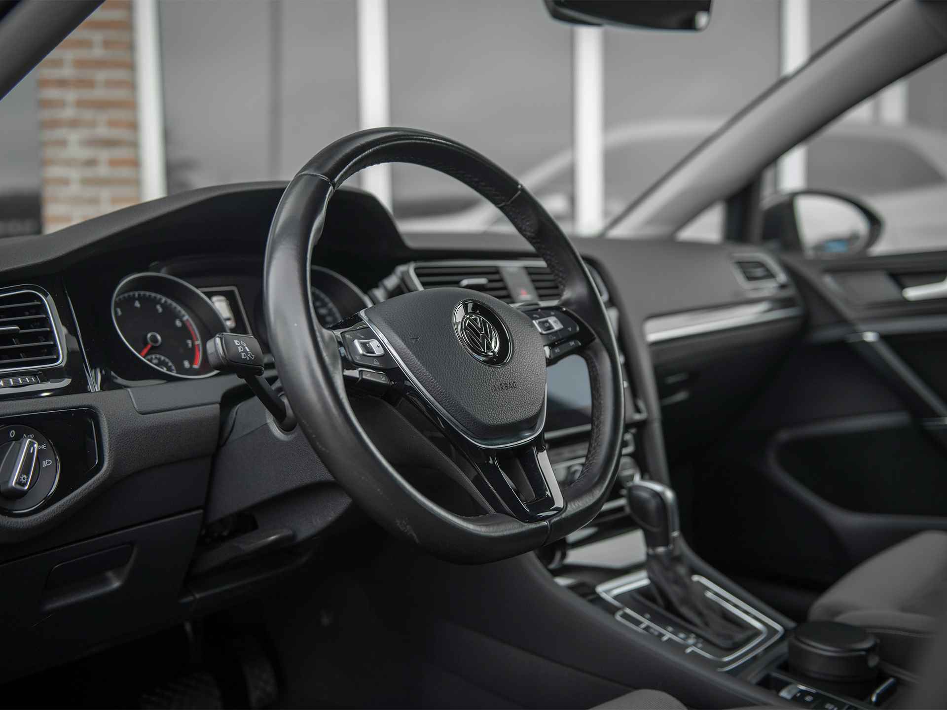 Volkswagen GOLF Variant 1.5TSi 150pk DSG Highline | LED Koplampen | Grootlichtass. | ErgoActive best.stoel | Adaptive Cruise Control | Spiegelpakket | Navigatie | Draadloos Smartphone opladen | Bagage scheidingsnet - 4/53