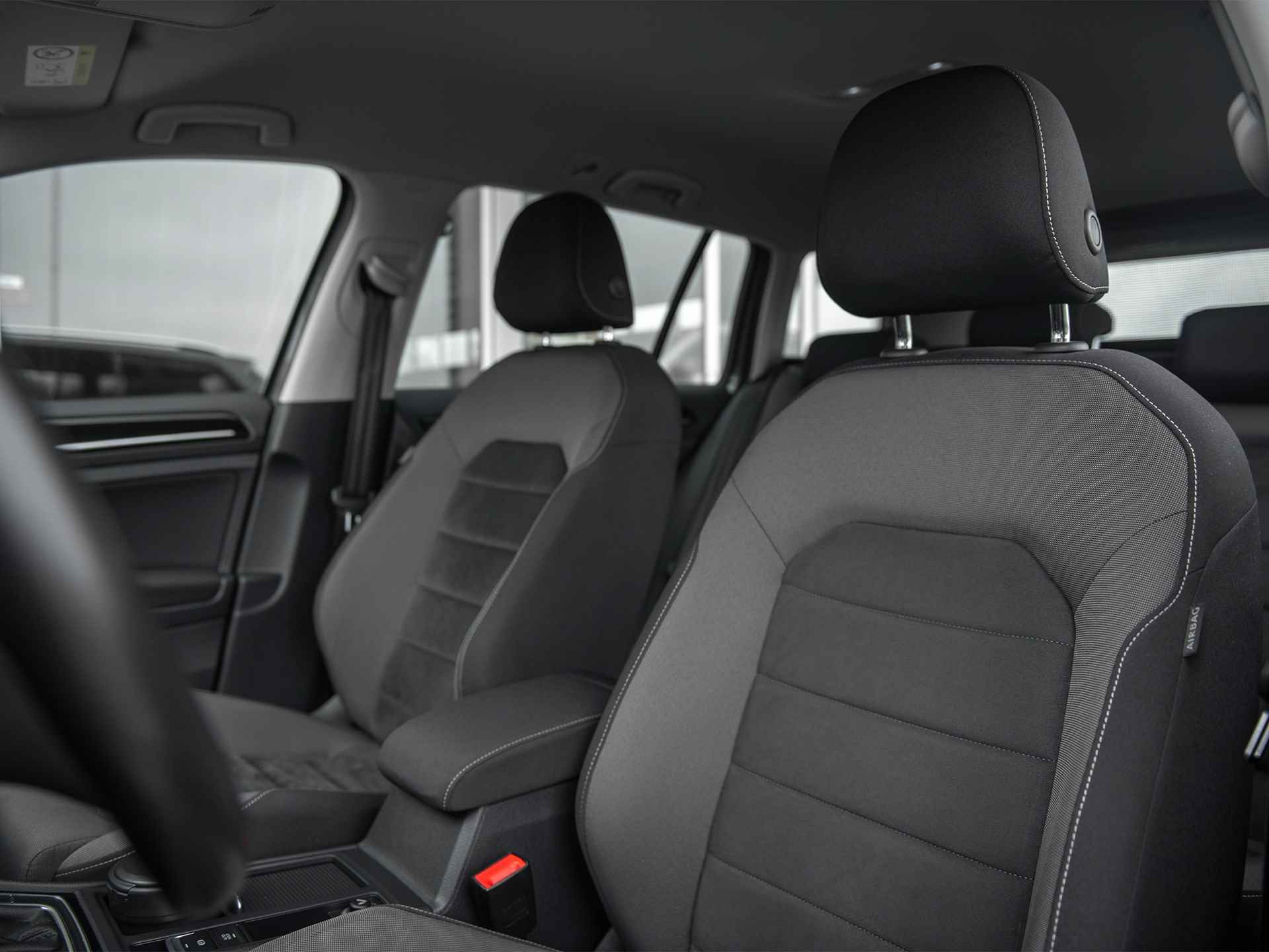 Volkswagen GOLF Variant 1.5TSi 150pk DSG Highline | LED Koplampen | Grootlichtass. | ErgoActive best.stoel | Adaptive Cruise Control | Spiegelpakket | Navigatie | Draadloos Smartphone opladen | Bagage scheidingsnet - 5/53