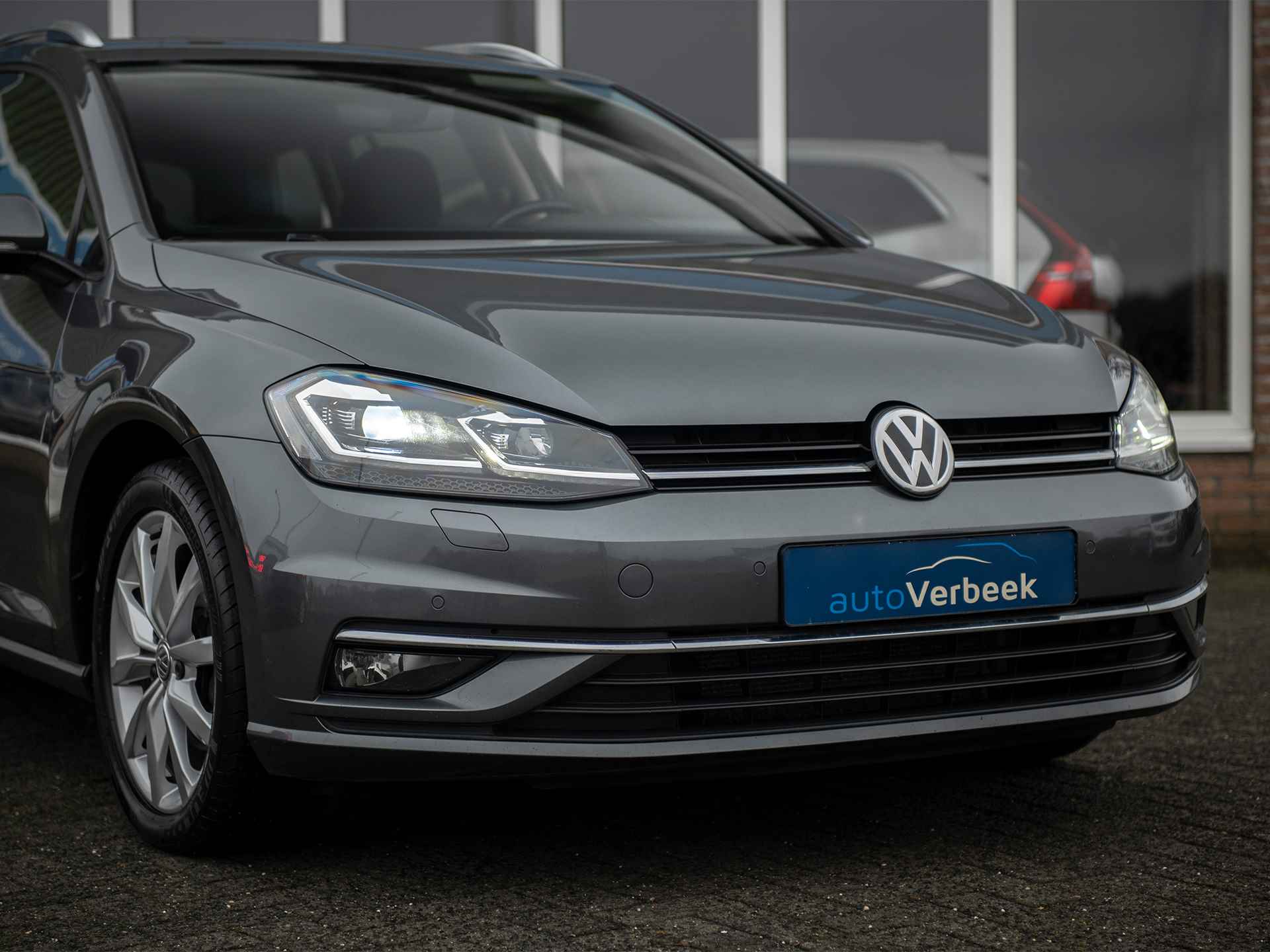 Volkswagen GOLF Variant 1.5TSi 150pk DSG Highline | LED Koplampen | Grootlichtass. | ErgoActive best.stoel | Adaptive Cruise Control | Spiegelpakket | Navigatie | Draadloos Smartphone opladen | Bagage scheidingsnet - 28/53