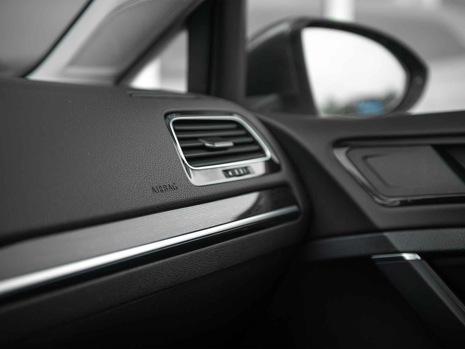 Volkswagen GOLF Variant 1.5TSi 150pk DSG Highline | LED Koplampen | Grootlichtass. | ErgoActive best.stoel | Adaptive Cruise Control | Spiegelpakket | Navigatie | Draadloos Smartphone opladen | Bagage scheidingsnet - 49/53