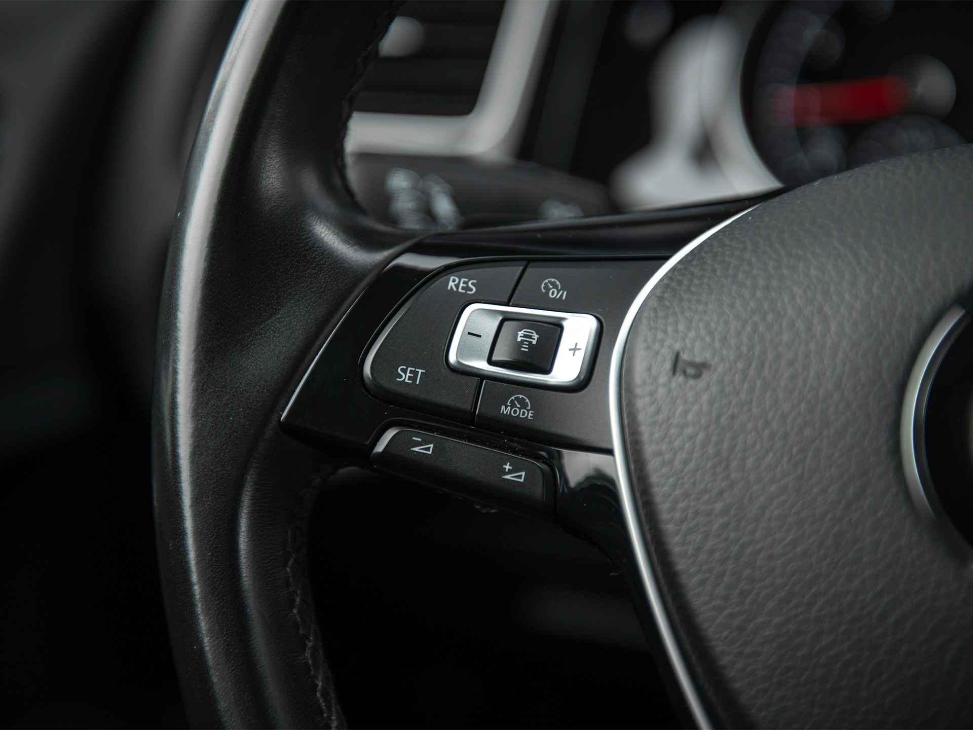 Volkswagen GOLF Variant 1.5TSi 150pk DSG Highline | LED Koplampen | Grootlichtass. | ErgoActive best.stoel | Adaptive Cruise Control | Spiegelpakket | Navigatie | Draadloos Smartphone opladen | Bagage scheidingsnet - 11/53