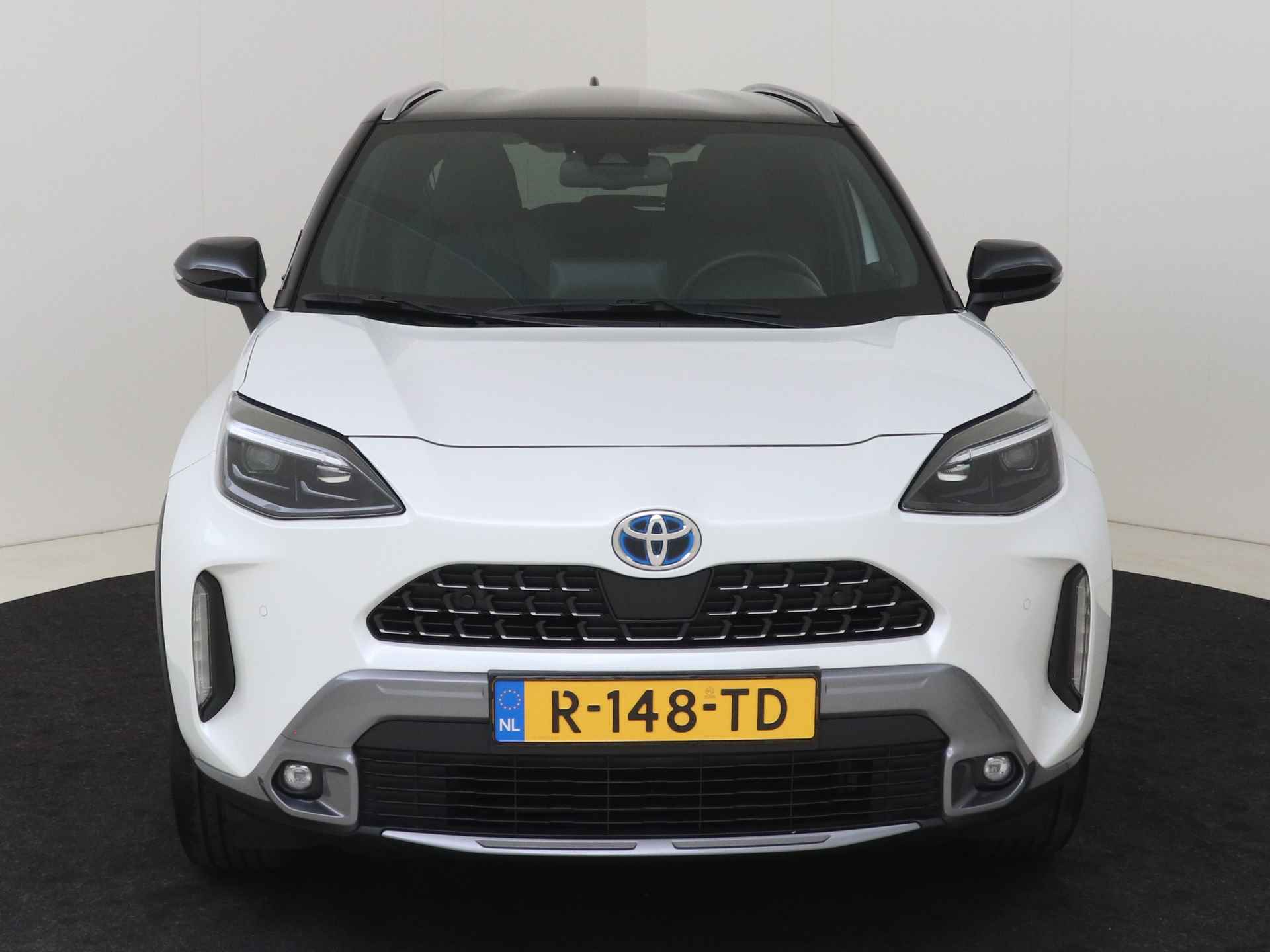 Toyota Yaris Cross 1.5 Hybrid Adventure I Navigatie I Climate Control I Cruise Control Adaptief I Camera I USB I 1e Eigenaar I Volledig Dealer Onderhouden I Stoelverwarming Voor I - 27/51