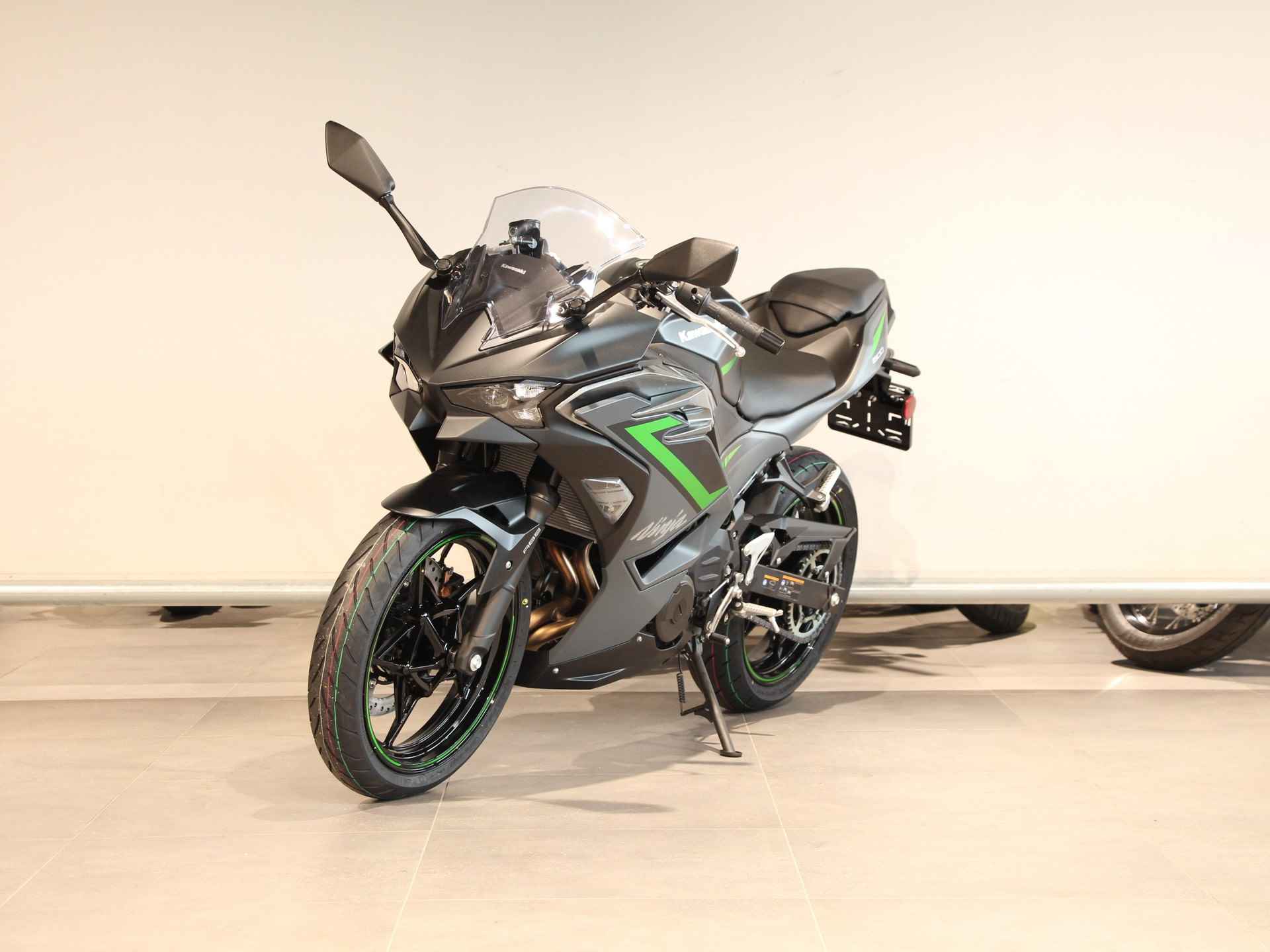 Kawasaki NINJA 500 SE - 4/13