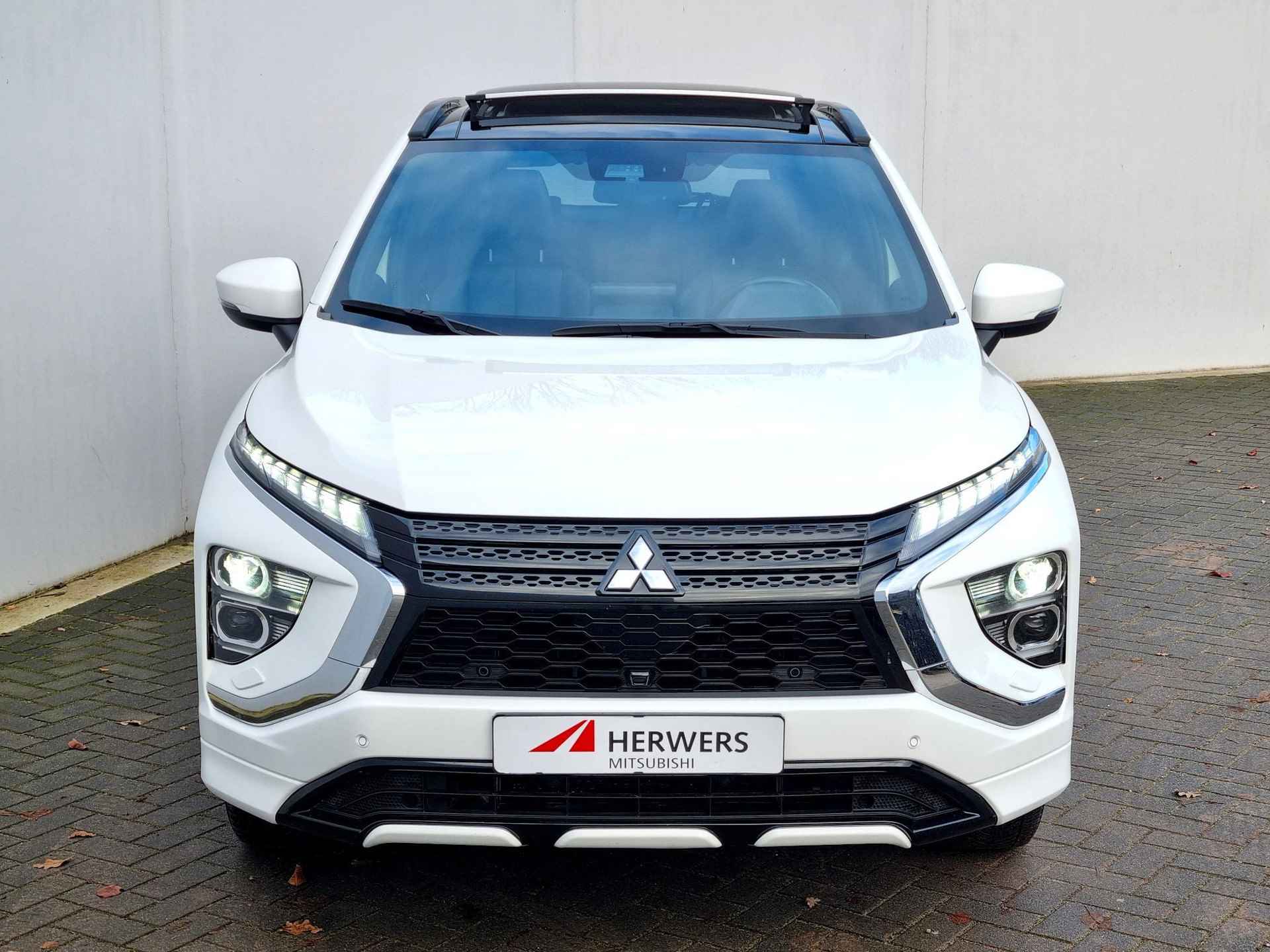 Mitsubishi Eclipse Cross 2.4 PHEV Prestige S-AWC 4WD Automaat / 1500KG Trekgewicht / Schuif-/Opendak / Cruise Control Adaptief / Camera / Lederen Bekleding - 21/44