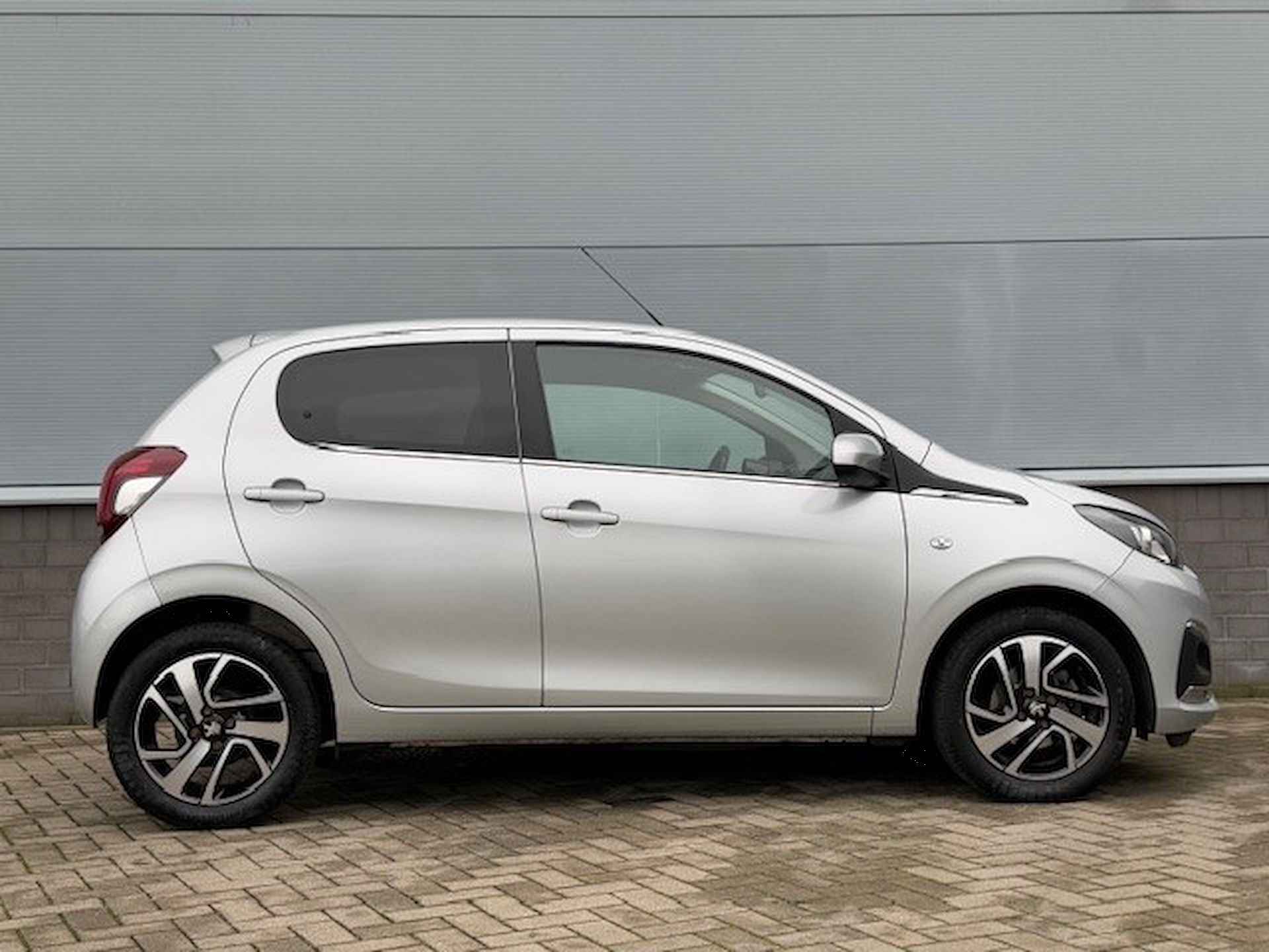 PEUGEOT 108 1.0 e-VTi 72pk 5 Deurs Allure | Speed Limiter | AchteruitrijCamera  |  Spraakbediening | Airco - 4/38