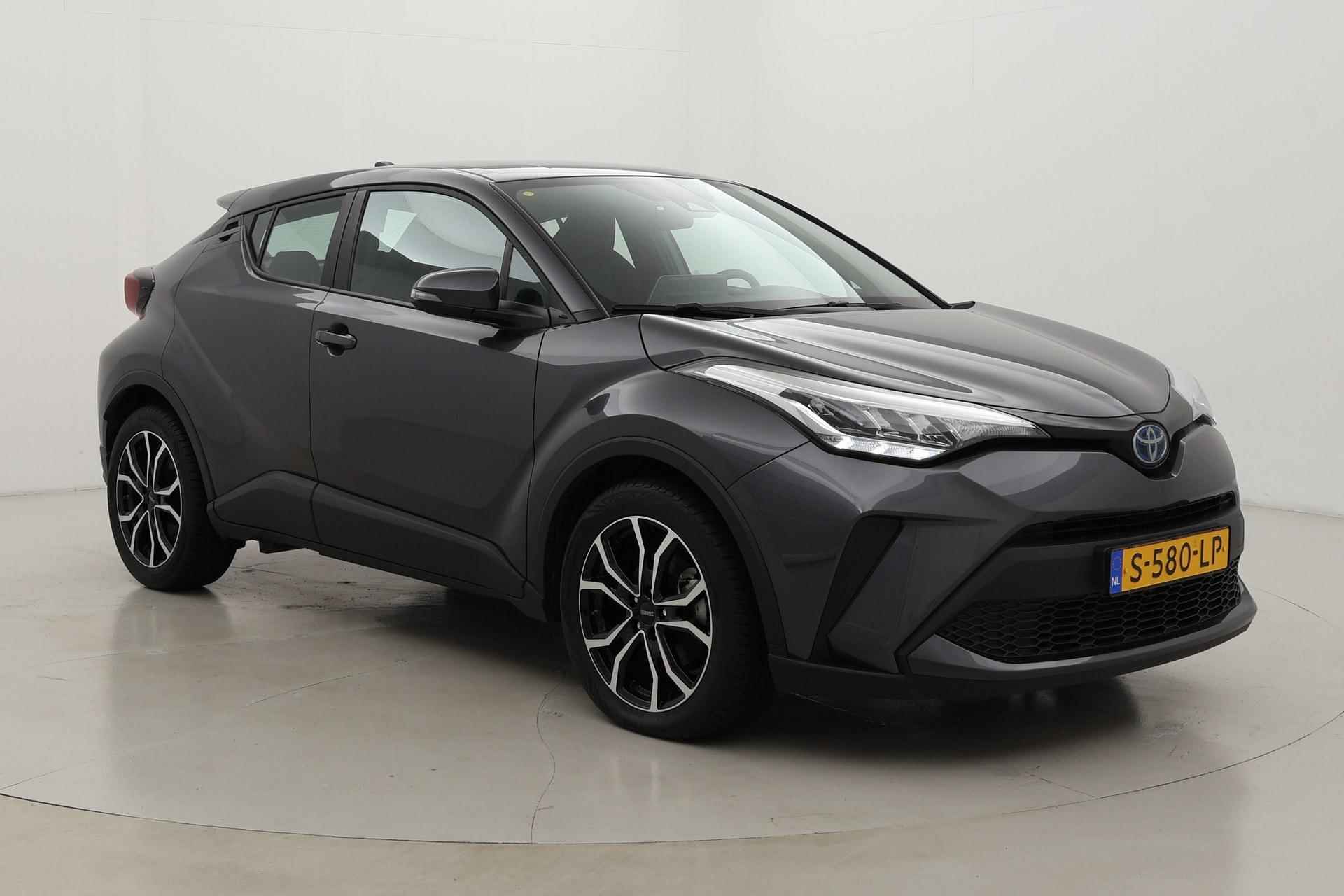 Toyota C-HR 1.8 Hybrid Active | Origineel NL | Apple Carplay / Android Auto | 18 inch | Adaptive Cruise Control | Clima | Camera - 30/36