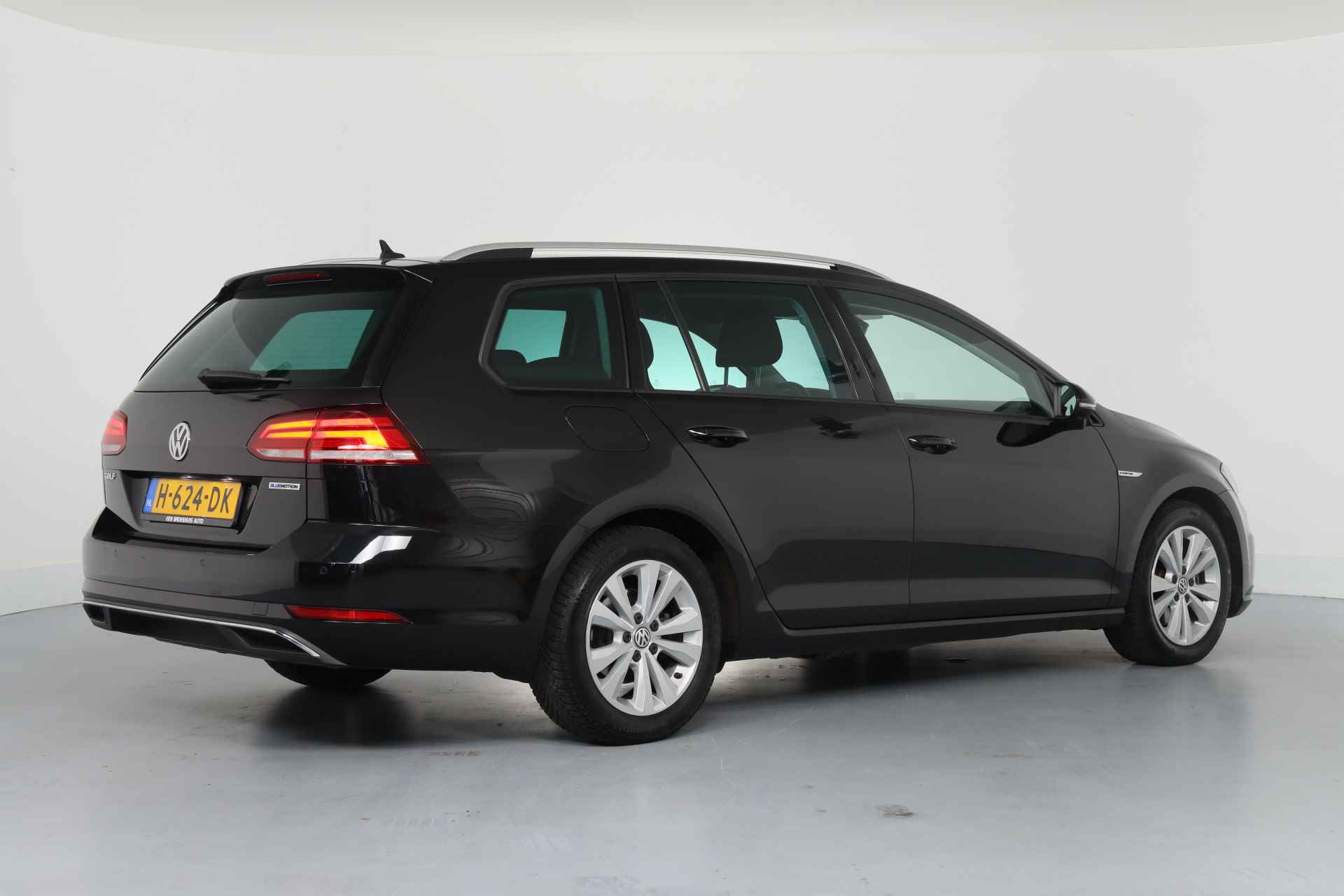 Volkswagen GOLF Variant 1.5 TSI Comfortline Business | Vitrual | Egrocomfort | Camera | Stoelverwarming | Cruise Adaptive | Cruise Adaptive | Parkeersen - 4/40