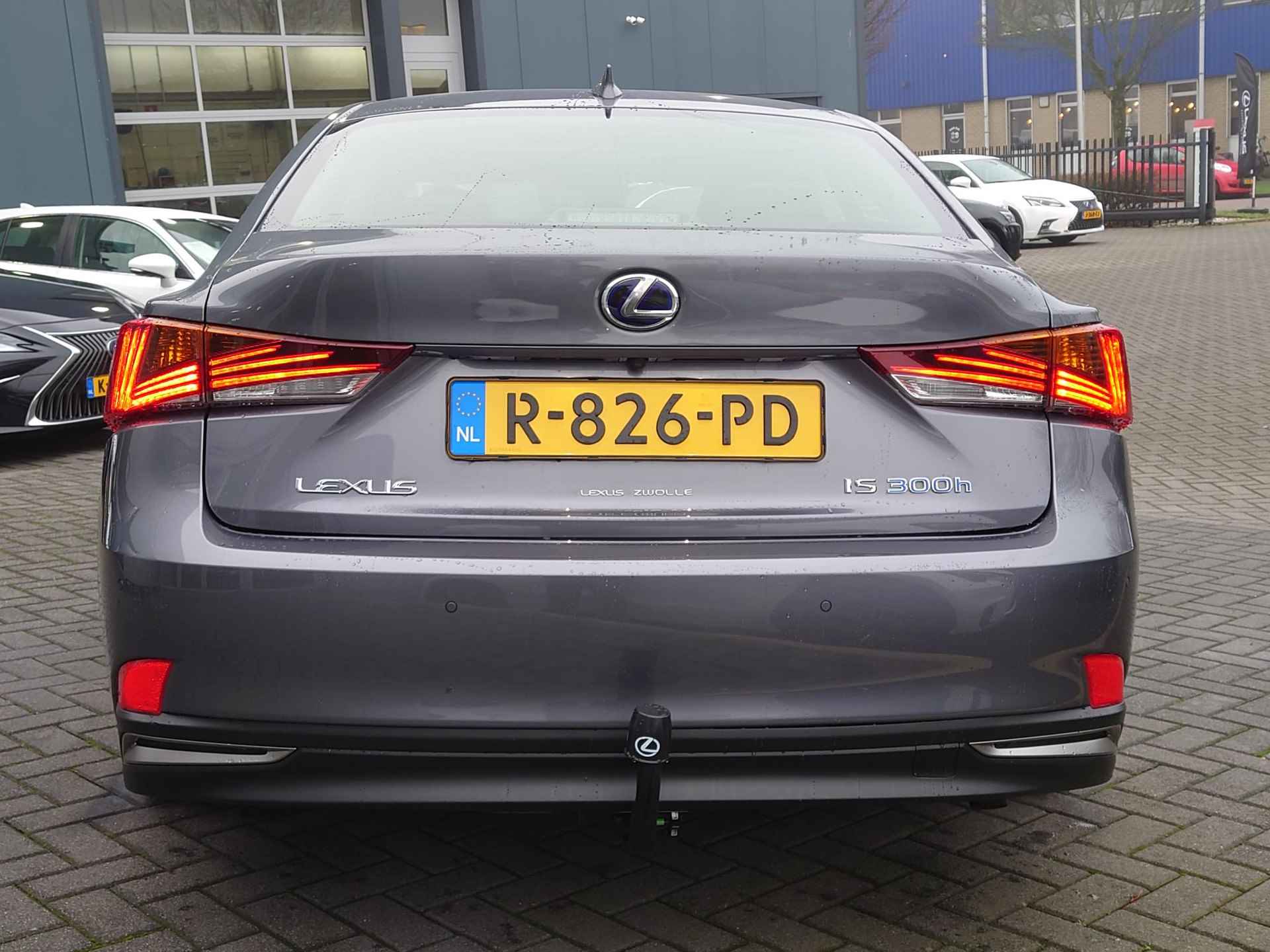 Lexus IS 300h Hybrid Luxury Line SCHUIF/KANTELDAK LED STOELVERW/KOELING KEYLESS AD-CRUISE TREKHAAK - 4/39