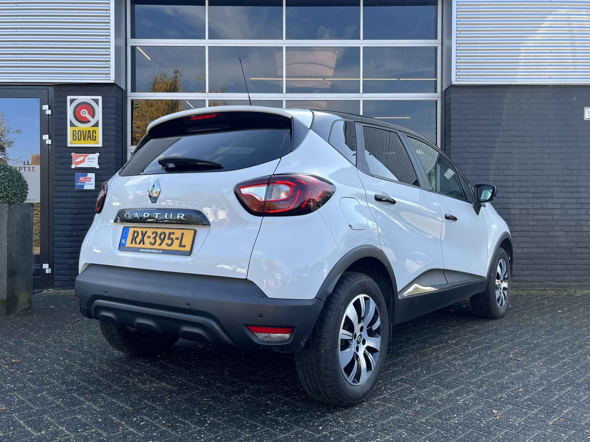 Renault Captur 1.5 dCi Zen, Cruise, Navi, Keyless, Pdc, NAP - 10/19