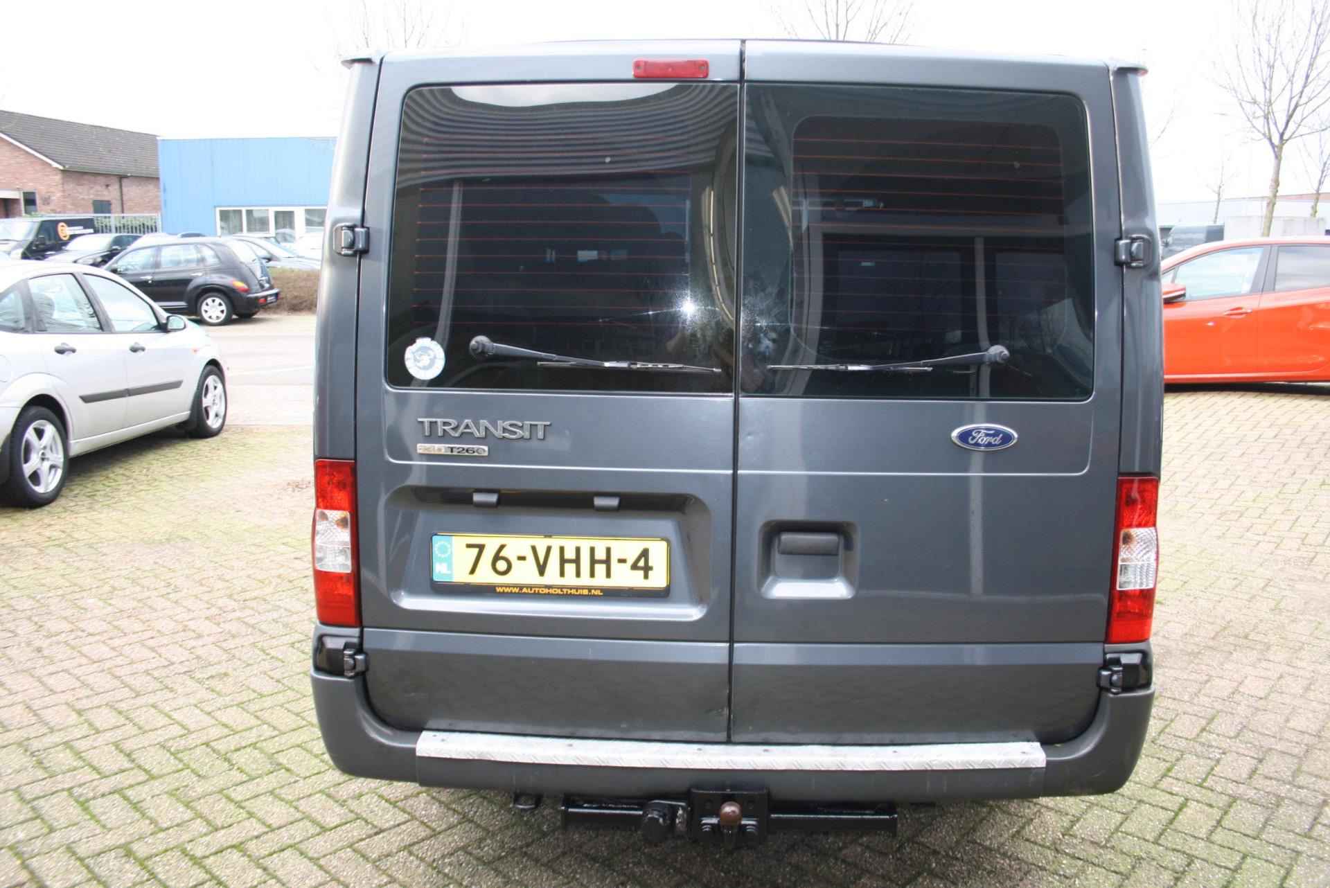 Ford Transit 260S 2.2 TDCI SHD DC (LEKKE KOPPAKKING). - 4/17