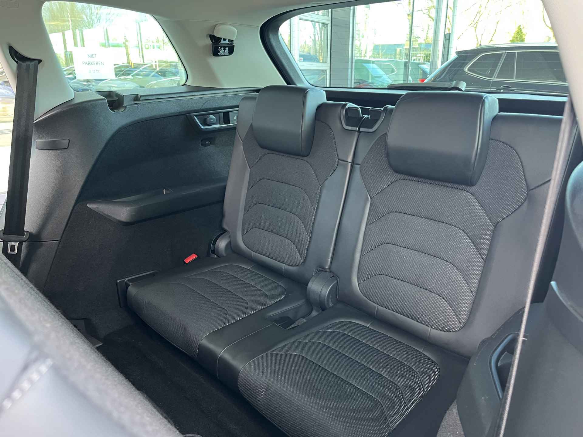 Škoda Kodiaq 1.5 TSI Business Edition 7p. / Zwenkbare trekhaak / Getint glas / Virtual Cockpit / 12 Maanden Garantie! - 14/23