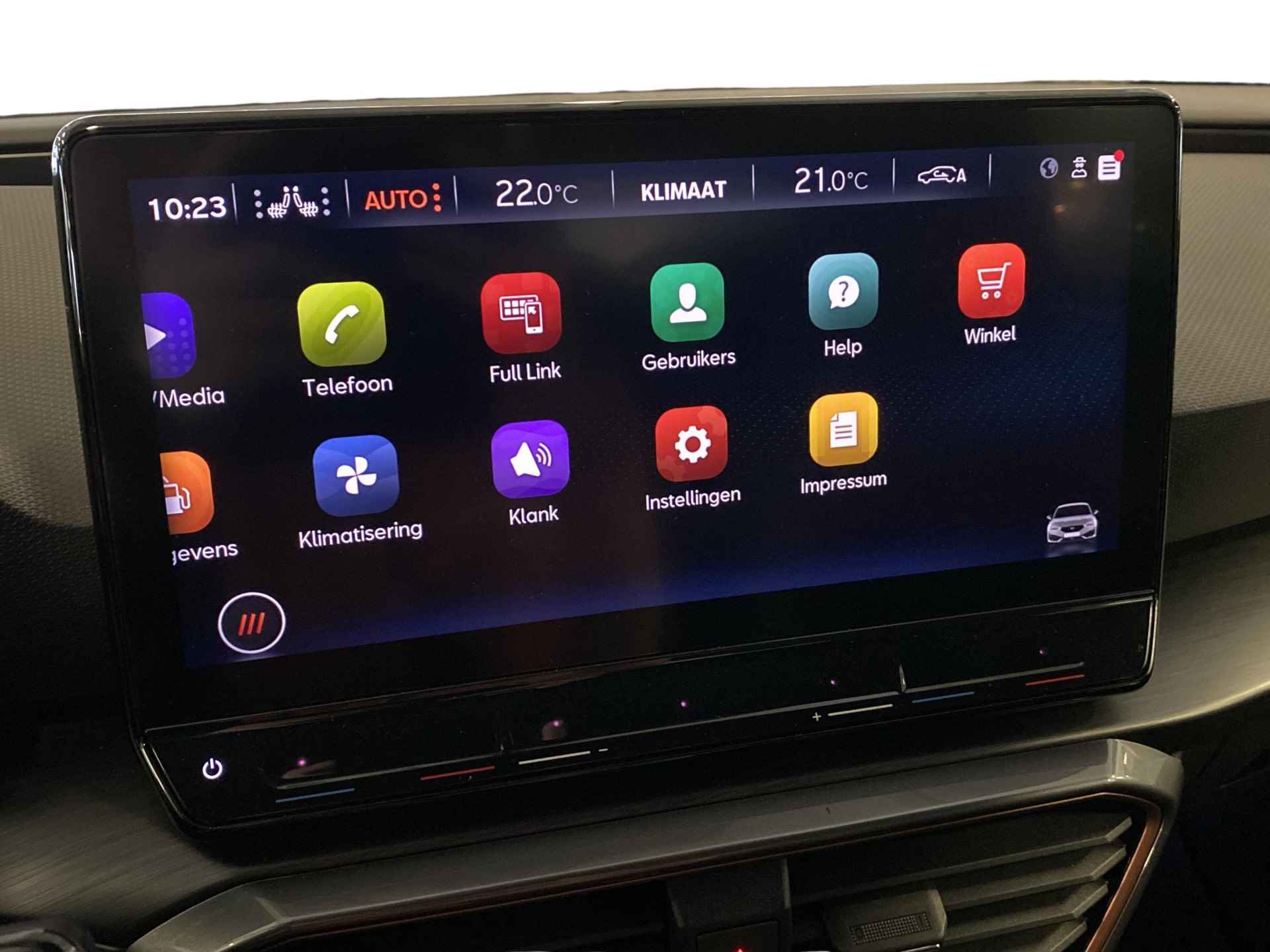 CUPRA Leon 1.5 eTSI | Apple carplay/Android auto | Navigatie | Stoelverwarming voor - 23/33