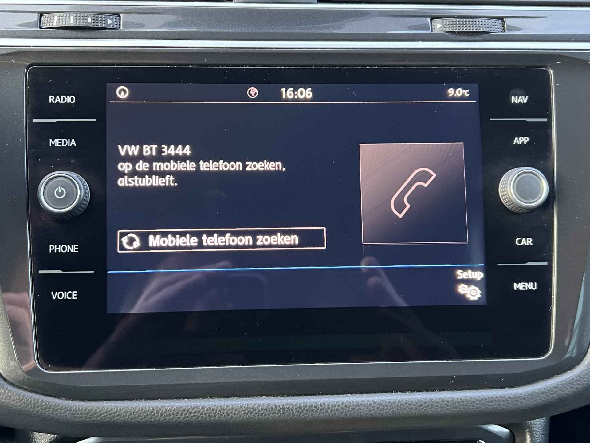 Volkswagen Tiguan 1.4 TSI Comfortline Business Navigatie ACC Parkeersensoren v+a DAB 19 Inch Velgen Climate Control Extra Getint Glas  NL Auto 1e Eigenaar - 15/36