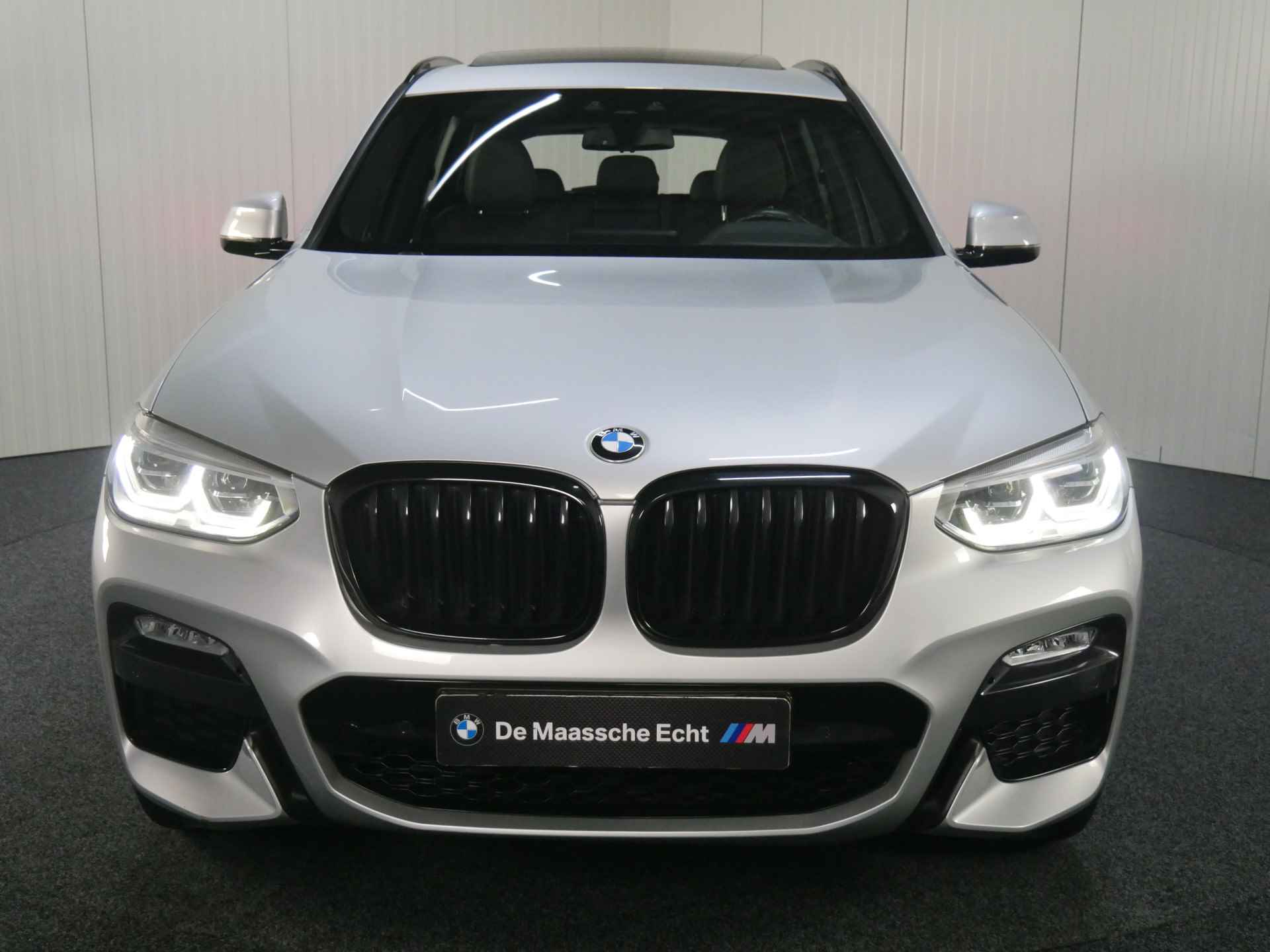 BMW X3 xDrive20i High Executive M Sport Automaat / Panoramadak / Sportstoelen / Stoelverwarming / Adaptieve LED / Head-Up / Parking Assistant / Navigatie Professional - 7/32